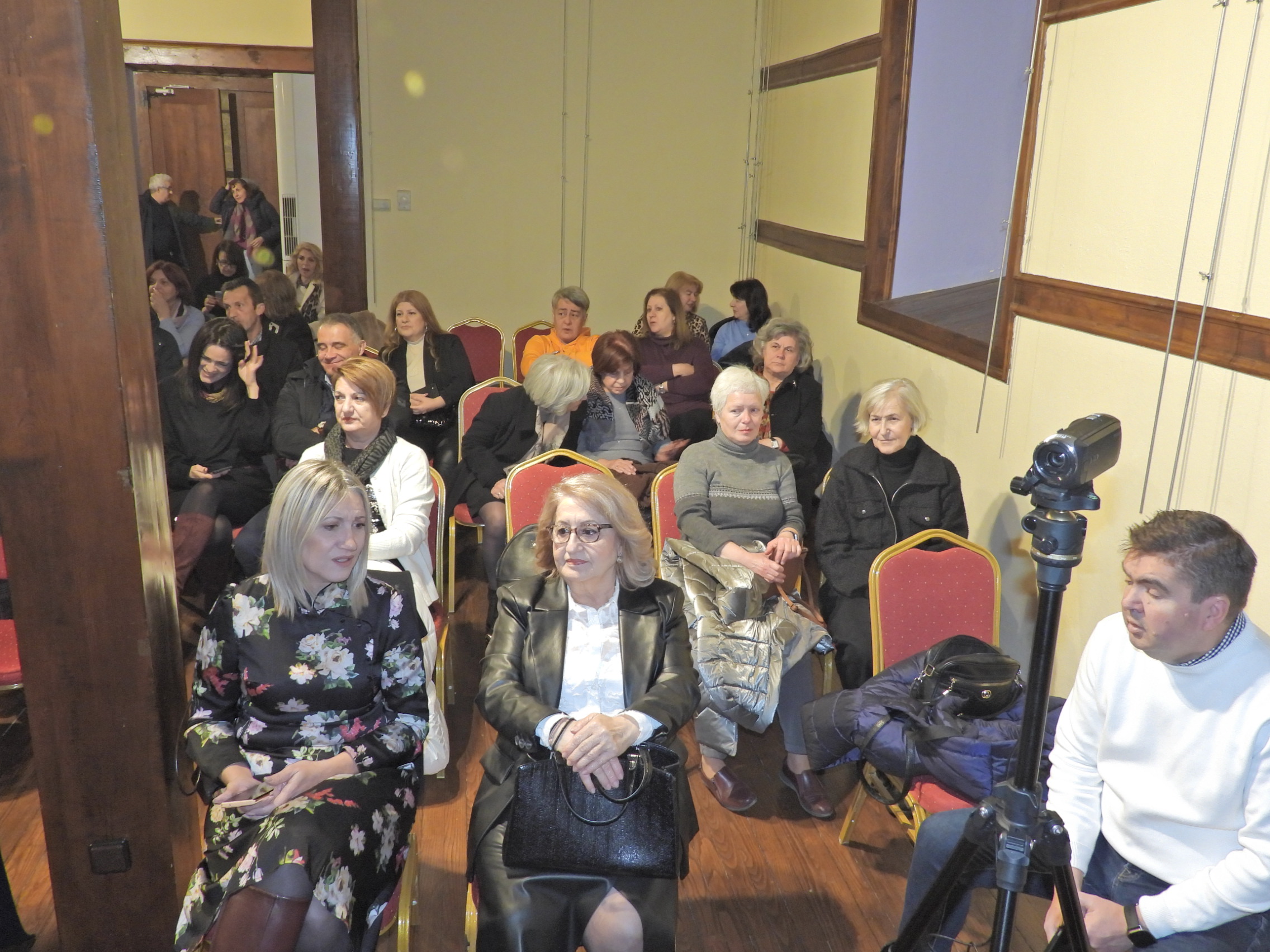 Όταν η βία μπαίνει στο σπίτι : Μια ουσιαστική ημερίδα στο Παρθεναγωγείο Έδεσσας (video + photos)