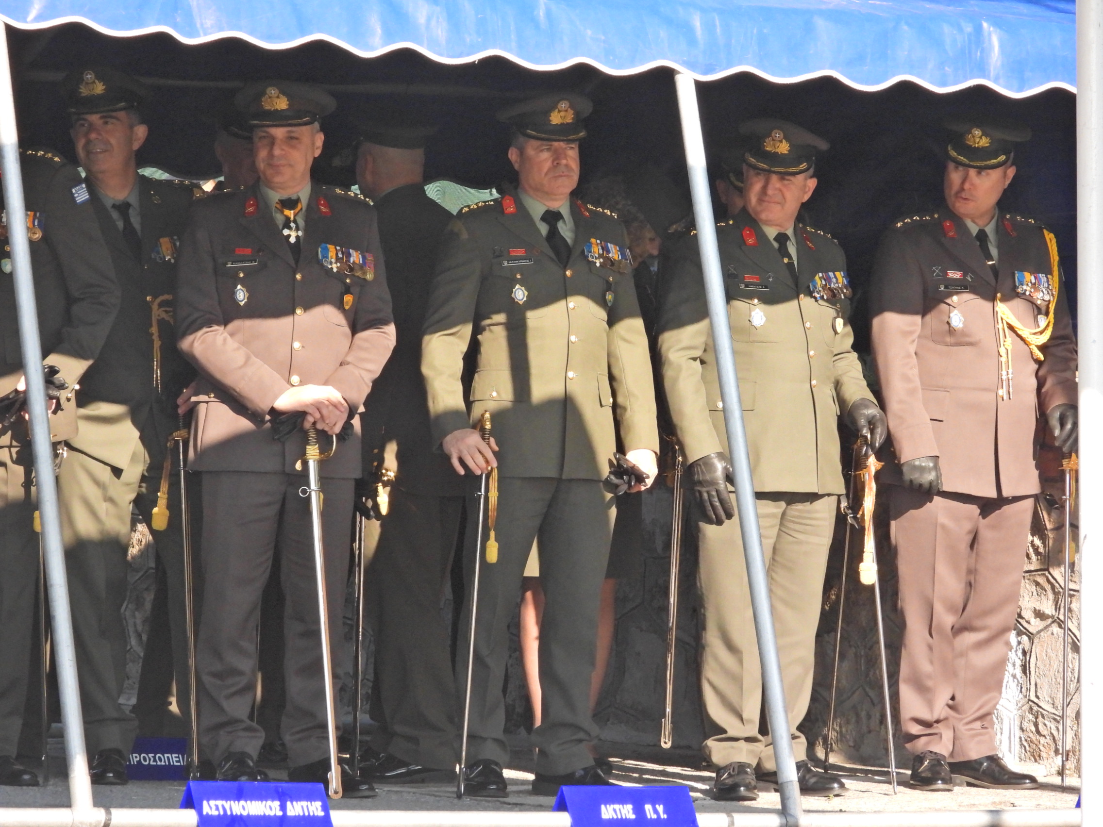 Σε κλίμα συγκίνησης η παράδοση – παραλαβή της 2ας Μηχανοκίνητης Μεραρχίας Πεζικού στην Έδεσσα (3 video + photos)