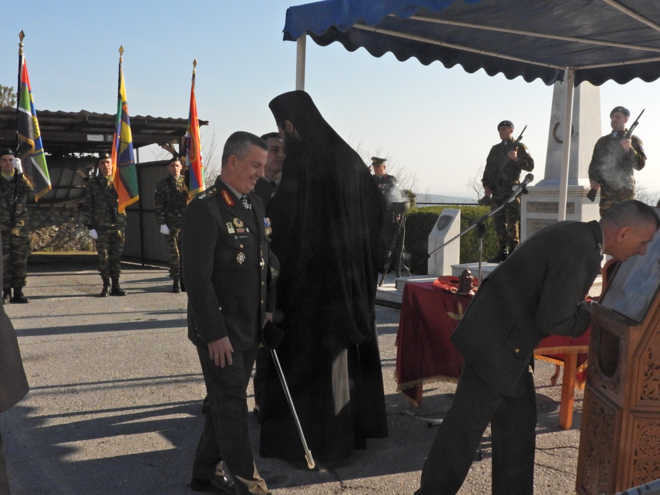 Σε κλίμα συγκίνησης η παράδοση – παραλαβή της 2ας Μηχανοκίνητης Μεραρχίας Πεζικού στην Έδεσσα (3 video + photos)