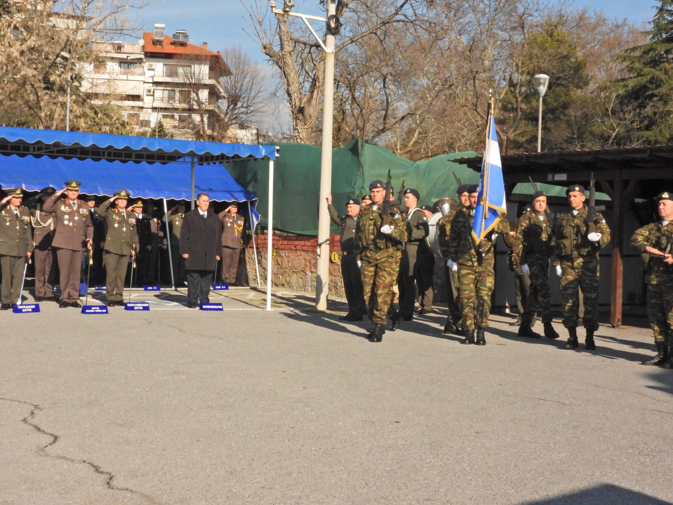 Σε κλίμα συγκίνησης η παράδοση – παραλαβή της 2ας Μηχανοκίνητης Μεραρχίας Πεζικού στην Έδεσσα (3 video + photos)