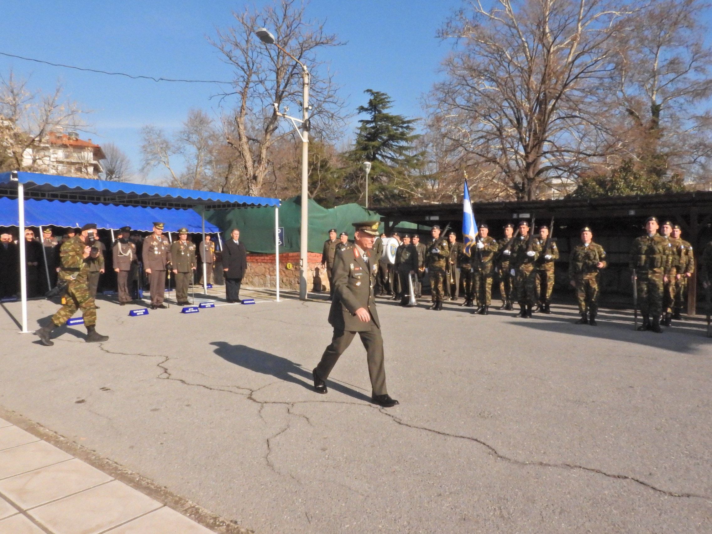 Σε κλίμα συγκίνησης η παράδοση – παραλαβή της 2ας Μηχανοκίνητης Μεραρχίας Πεζικού στην Έδεσσα (3 video + photos)