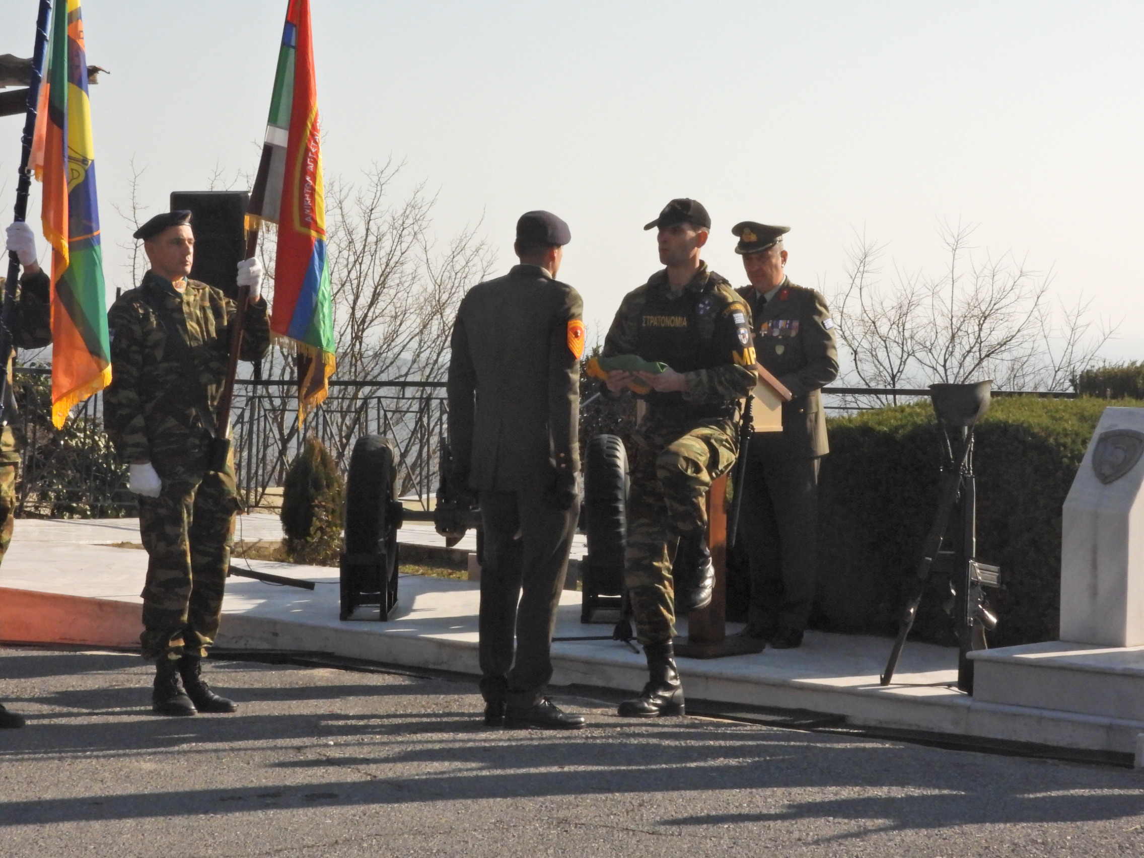 Σε κλίμα συγκίνησης η παράδοση – παραλαβή της 2ας Μηχανοκίνητης Μεραρχίας Πεζικού στην Έδεσσα (3 video + photos)