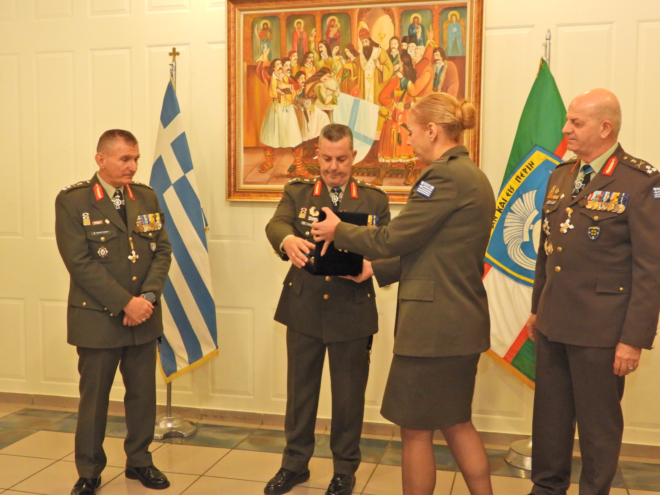 Σε κλίμα συγκίνησης η παράδοση – παραλαβή της 2ας Μηχανοκίνητης Μεραρχίας Πεζικού στην Έδεσσα (3 video + photos)