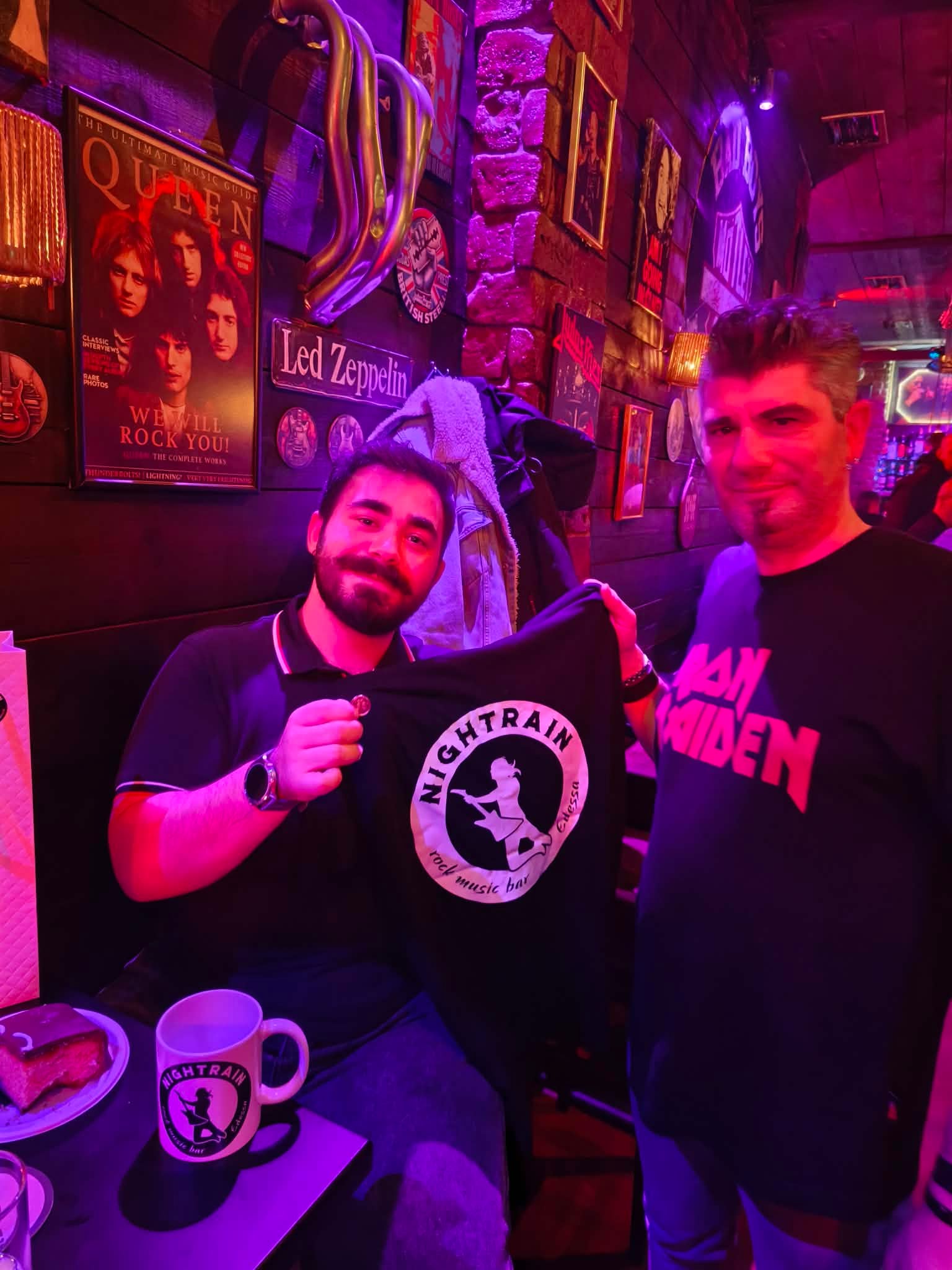 Δύο χρόνια Nightrain Rock Bar – Κοπή βασιλόπιτας σε ροκ ρυθμούς (video + photos)