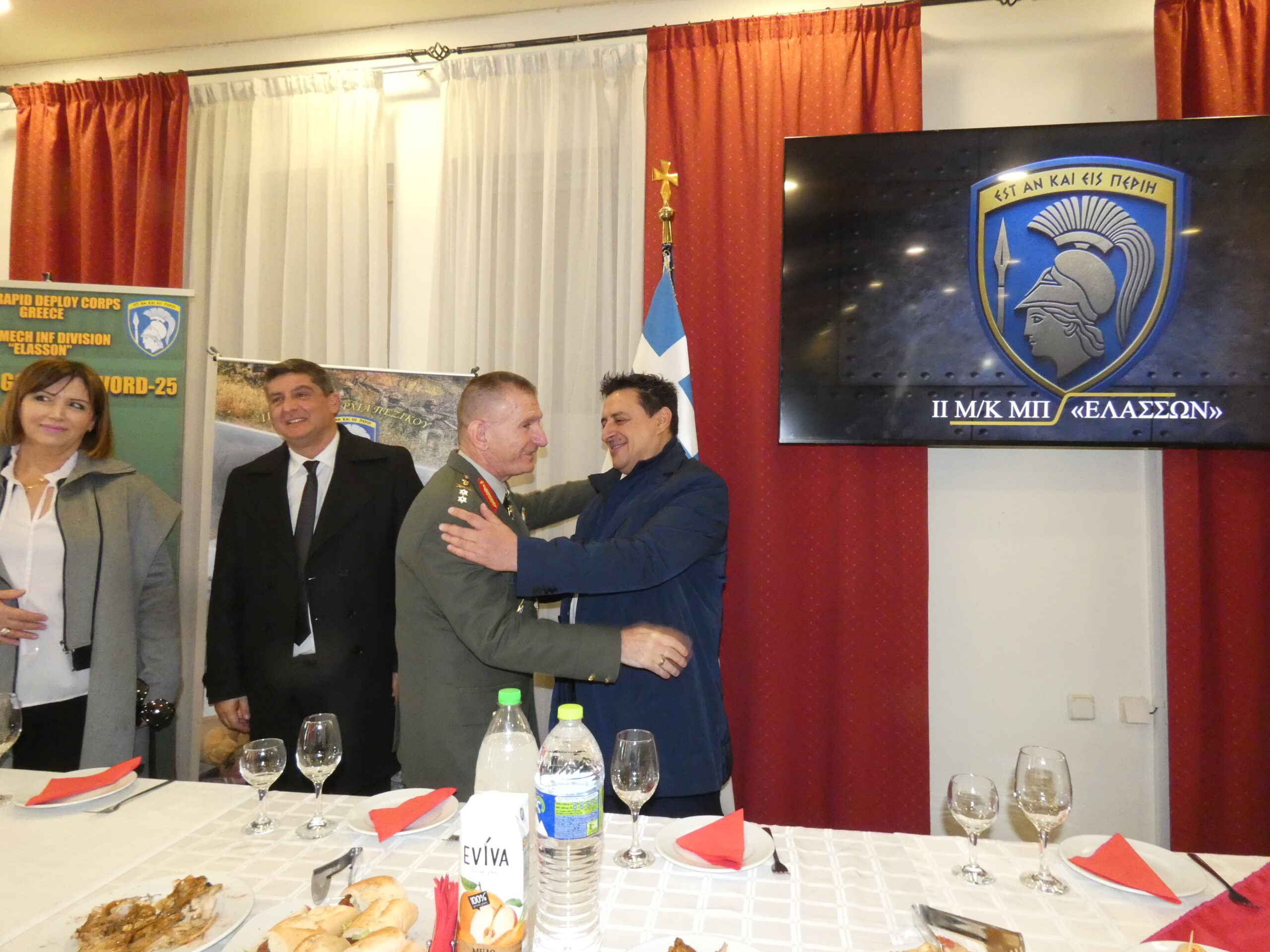 Σε κλίμα συγκίνησης η παράδοση – παραλαβή της 2ας Μηχανοκίνητης Μεραρχίας Πεζικού στην Έδεσσα (3 video + photos)