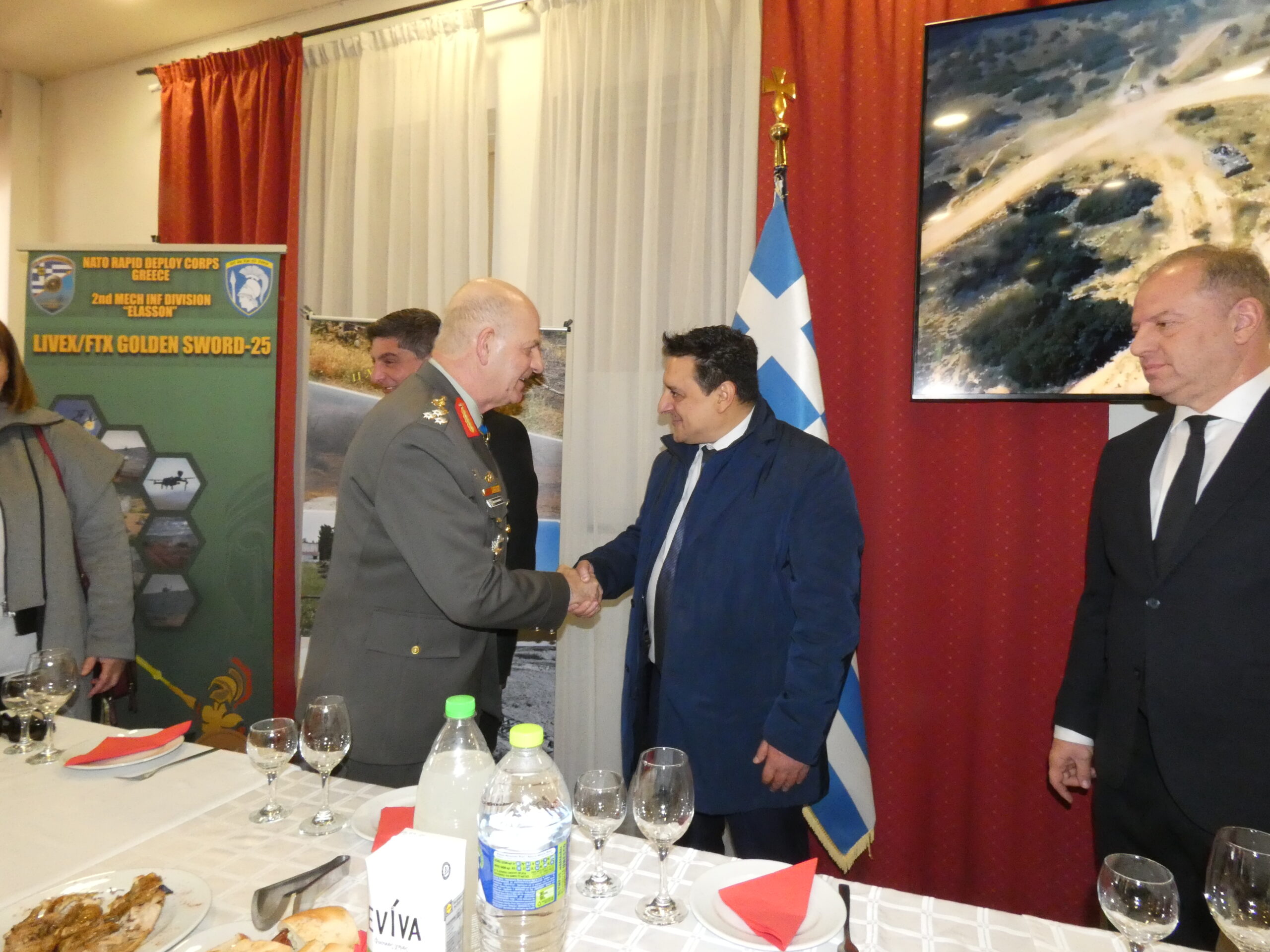 Σε κλίμα συγκίνησης η παράδοση – παραλαβή της 2ας Μηχανοκίνητης Μεραρχίας Πεζικού στην Έδεσσα (3 video + photos)