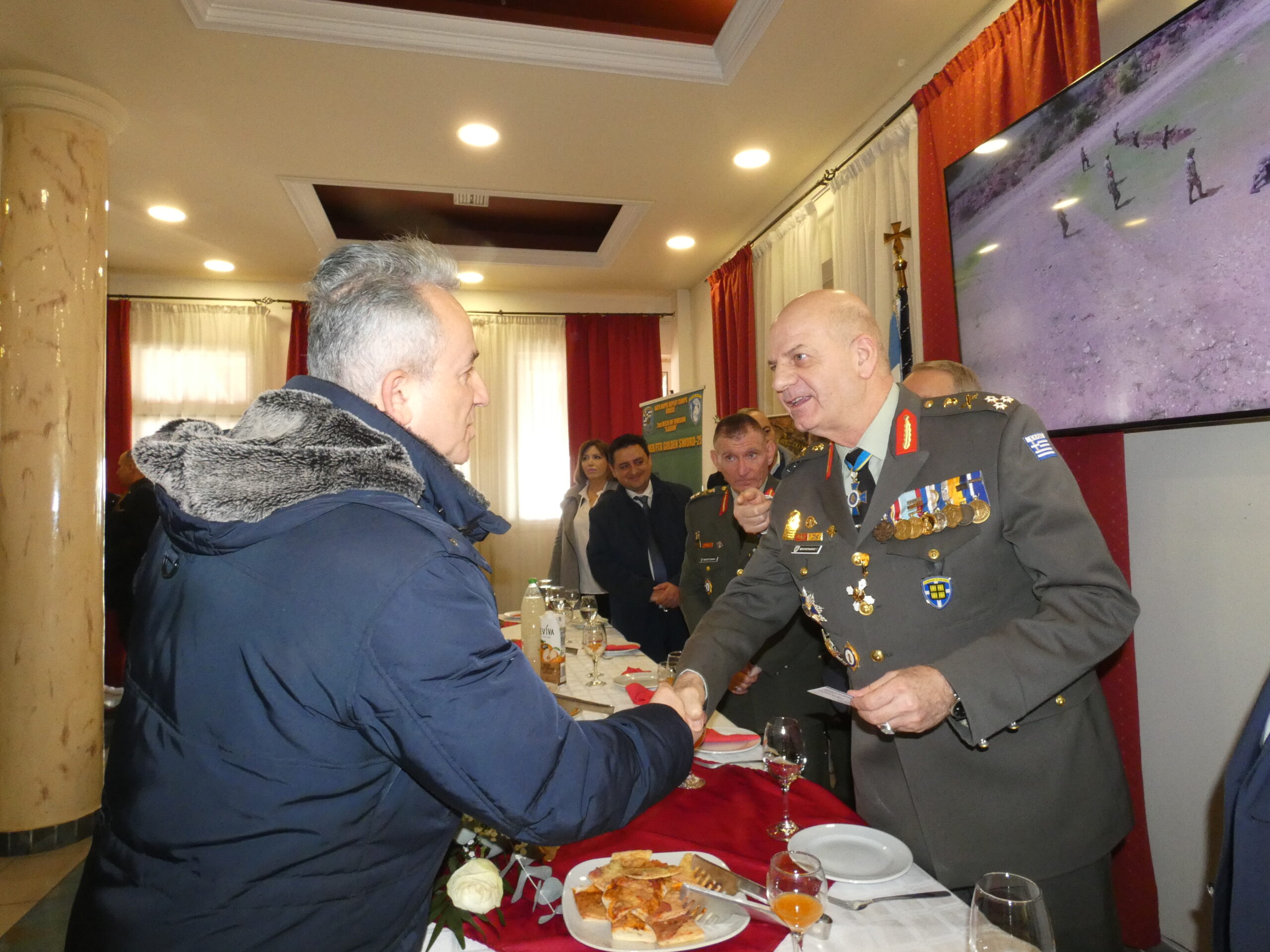 Σε κλίμα συγκίνησης η παράδοση – παραλαβή της 2ας Μηχανοκίνητης Μεραρχίας Πεζικού στην Έδεσσα (3 video + photos)