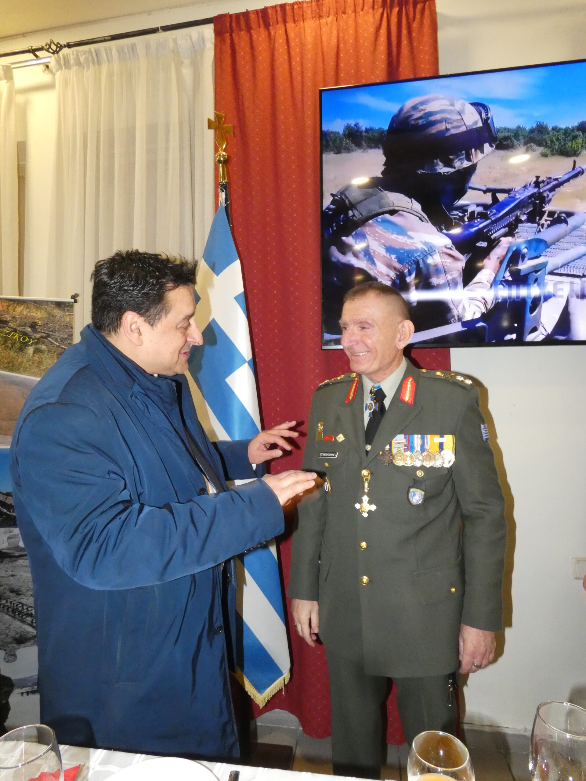 Σε κλίμα συγκίνησης η παράδοση – παραλαβή της 2ας Μηχανοκίνητης Μεραρχίας Πεζικού στην Έδεσσα (3 video + photos)