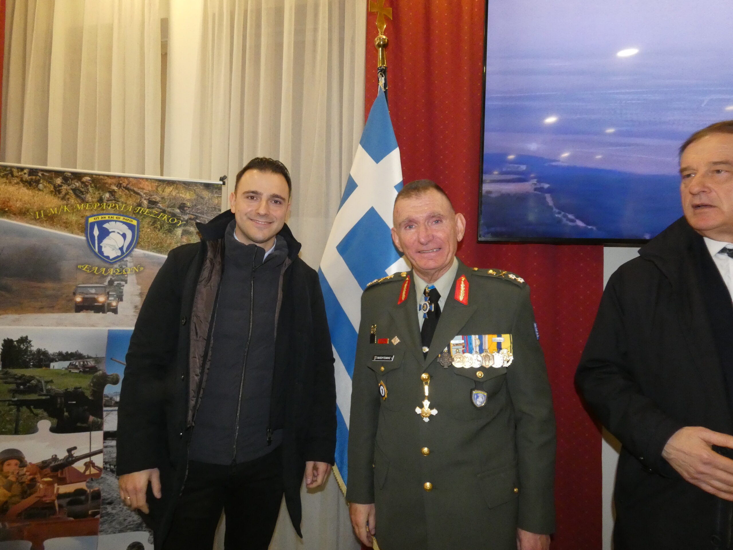 Σε κλίμα συγκίνησης η παράδοση – παραλαβή της 2ας Μηχανοκίνητης Μεραρχίας Πεζικού στην Έδεσσα (3 video + photos)