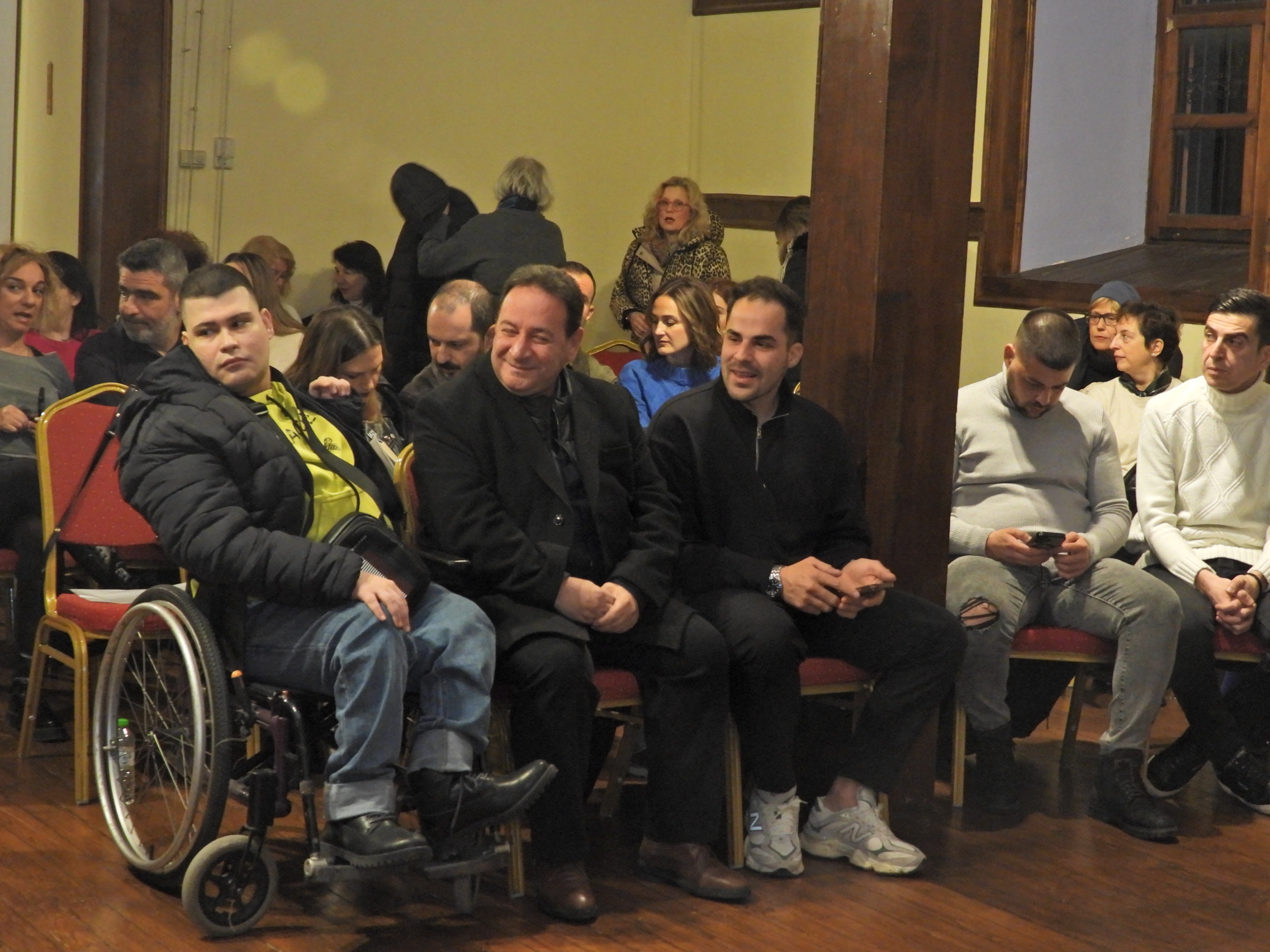 Πλήθος κόσμου στο Παρθεναγωγείο Έδεσσας για την παρουσίαση του βιβλίου του Παύλου Παυλίδη