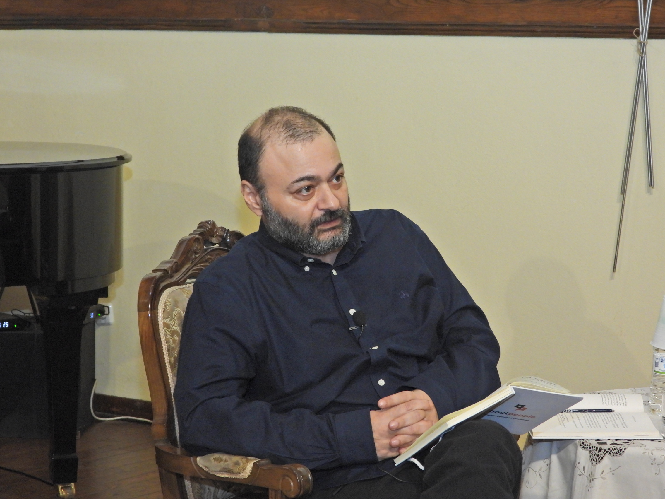 Πλήθος κόσμου στο Παρθεναγωγείο Έδεσσας για την παρουσίαση του βιβλίου του Παύλου Παυλίδη