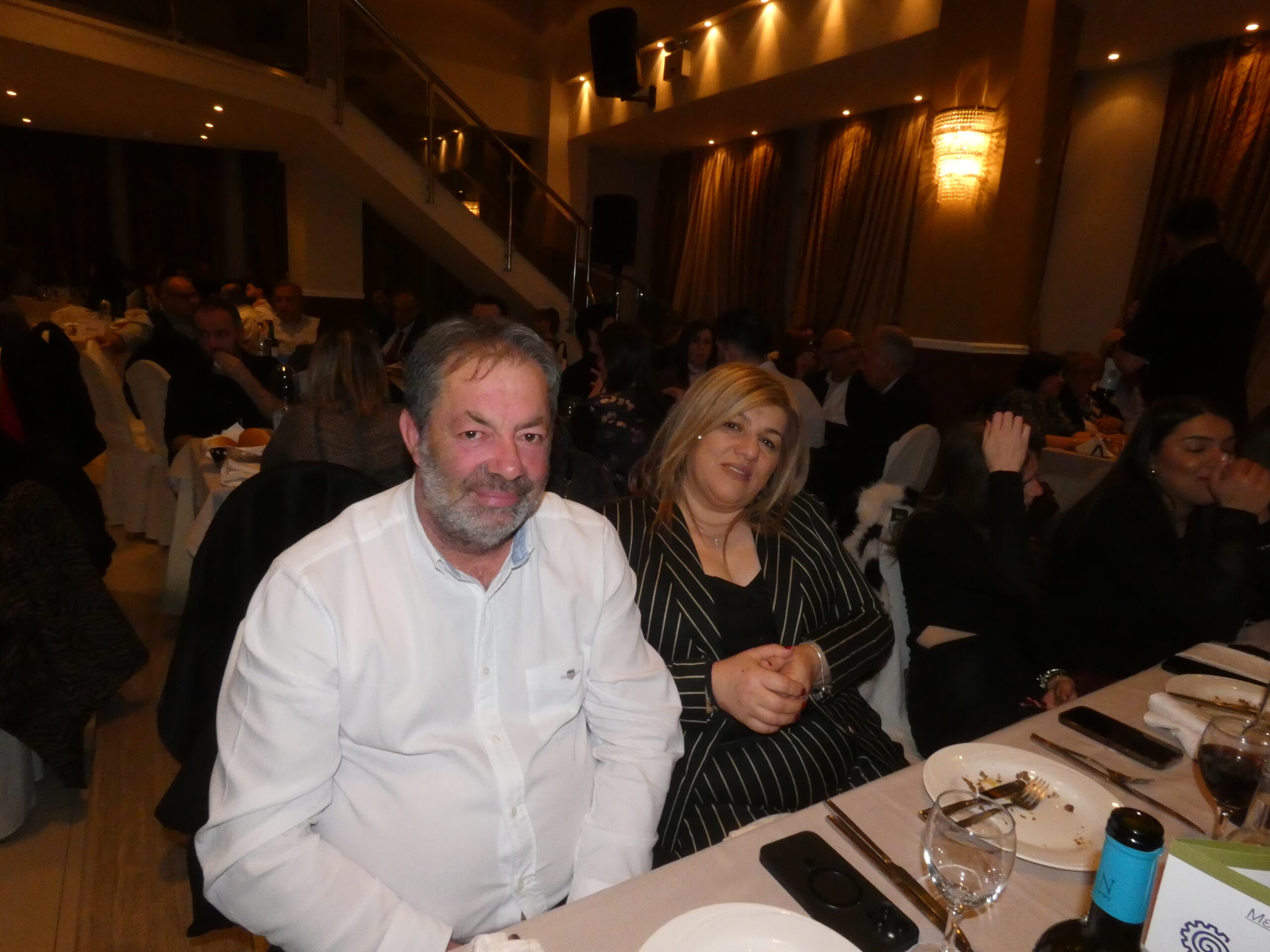 Τιμή σε μια οικογενειακή διαδρομή τριών δεκαετιών – Βράβευση των Αφών Τούρα από το Επιμελητήριο Πέλλας (video + photos)