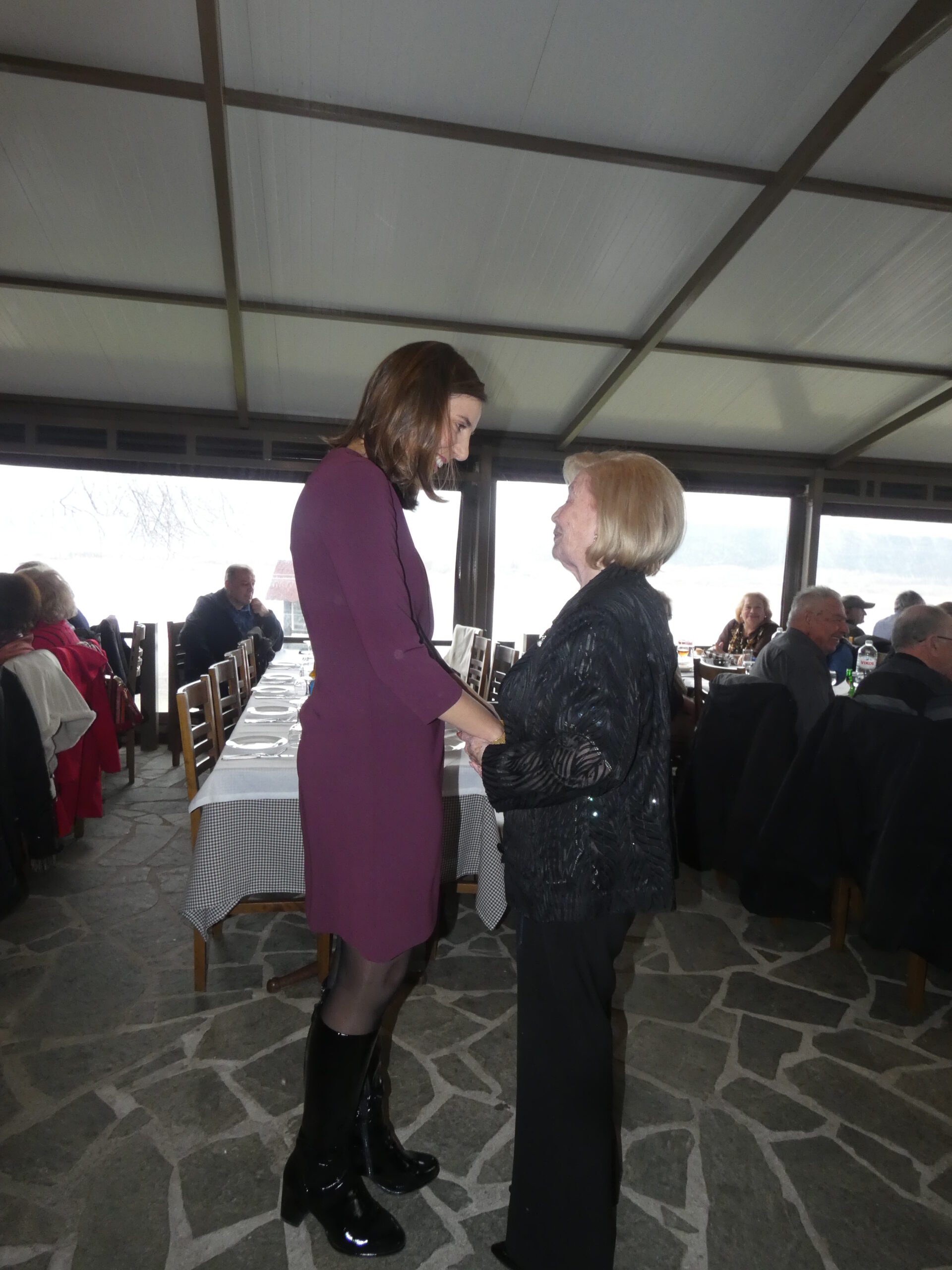 Με ζεστασιά, σεβασμό και χαμόγελα η κοπή της βασιλόπιτας του ΚΑΠΗ Έδεσσας (video + photos)