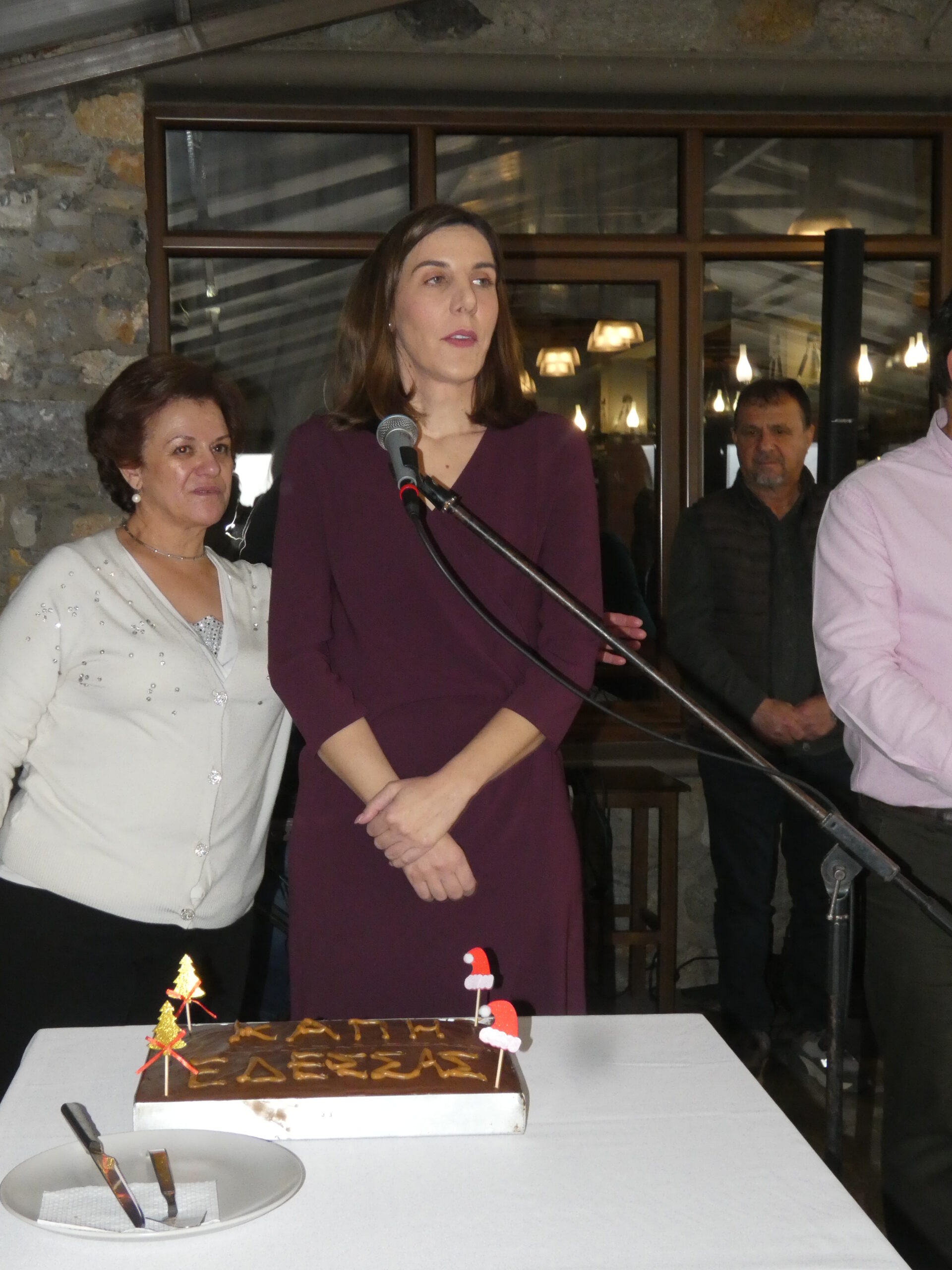 Με ζεστασιά, σεβασμό και χαμόγελα η κοπή της βασιλόπιτας του ΚΑΠΗ Έδεσσας (video + photos)