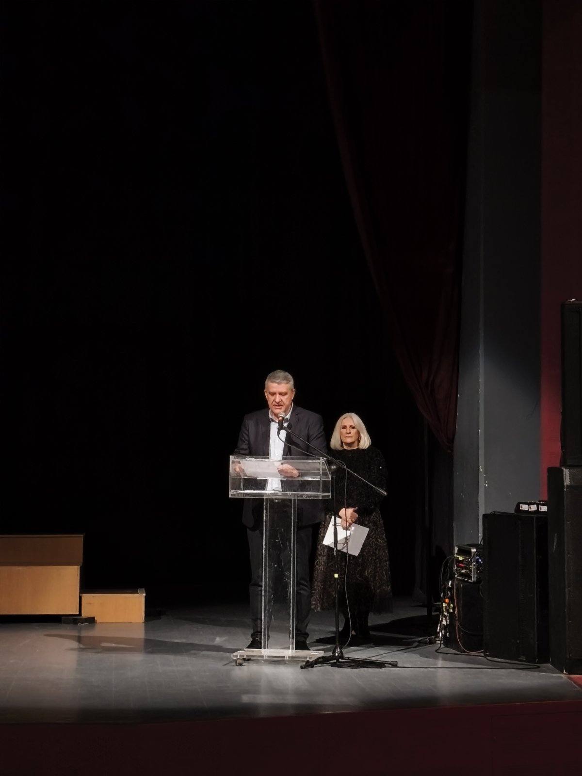 Ο Γιώργος Καρασμάνης στην εκδήλωση για τη μνήμη των Τριών Ιεραρχών