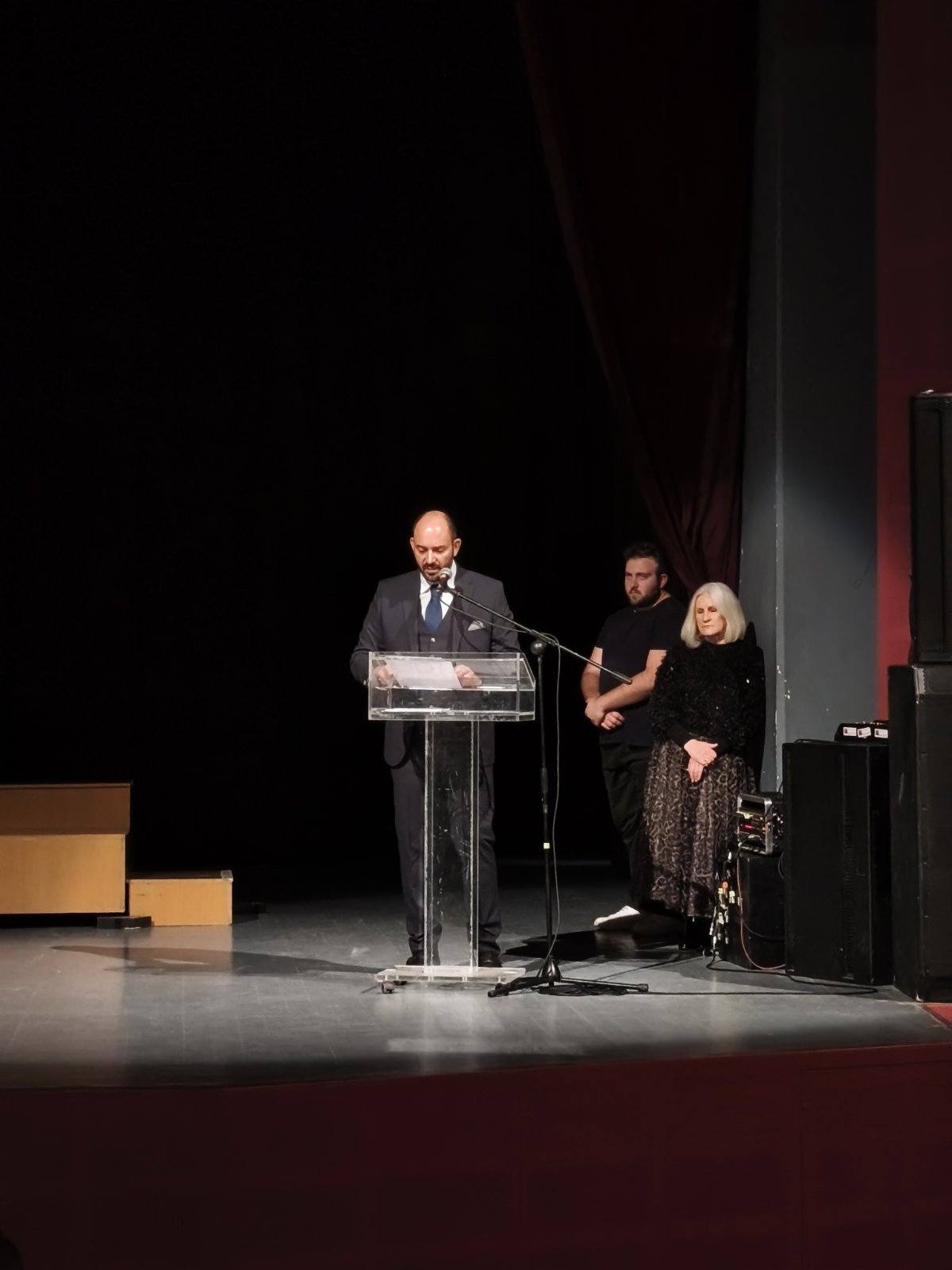 Ο Γιώργος Καρασμάνης στην εκδήλωση για τη μνήμη των Τριών Ιεραρχών