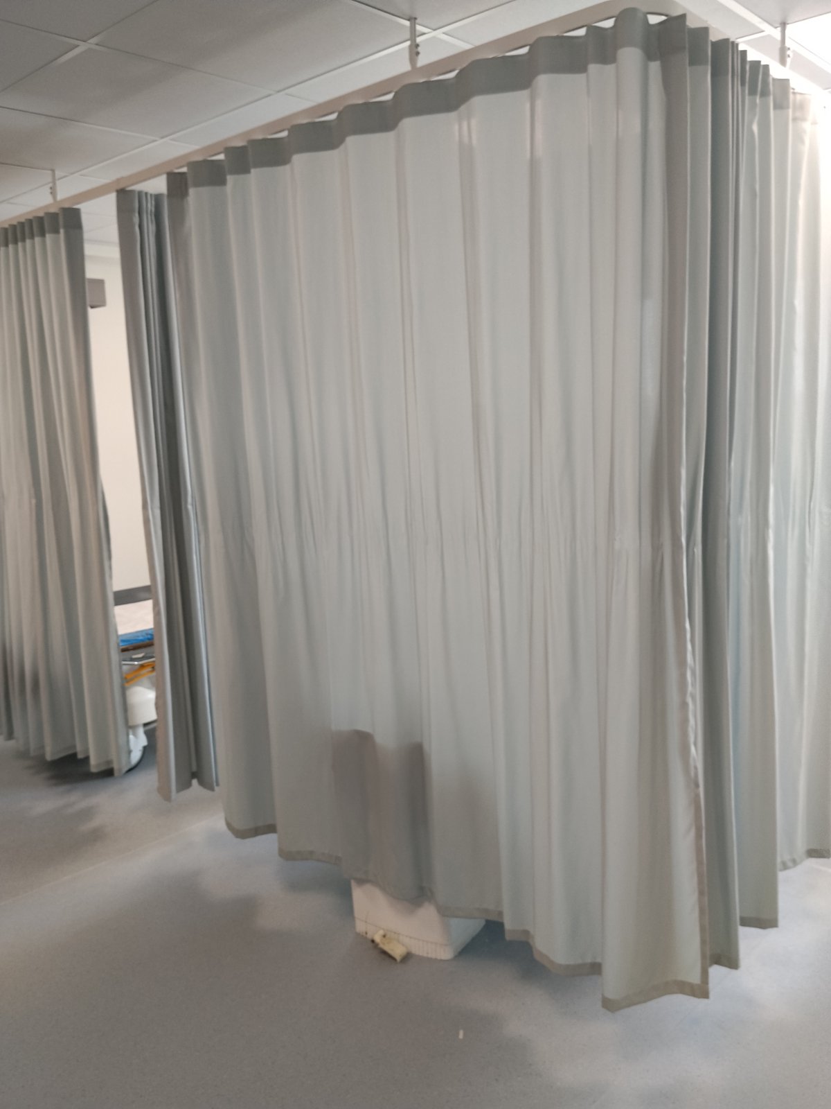 Σημαντική αναβάθμιση για τη διαχείριση των επειγόντων περιστατικών στο Γενικό Νοσοκομείο Έδεσσας σηματοδοτεί η λειτουργία των νέων χώρων του Τμήματος Επειγόντων Περιστατικών (ΤΕΠ)