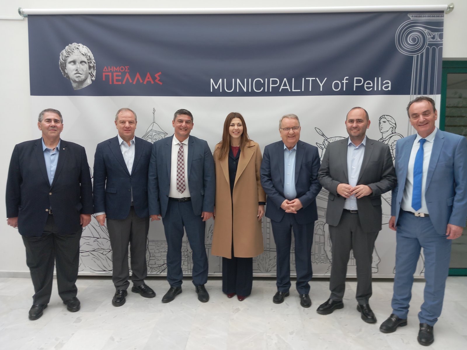 Η Υπ. Παιδείας Σοφία Ζαχαράκη στον Δήμο Πέλλας – Στο επίκεντρο η εκπαιδευτική καινοτομία και οι σχολικές υποδομές