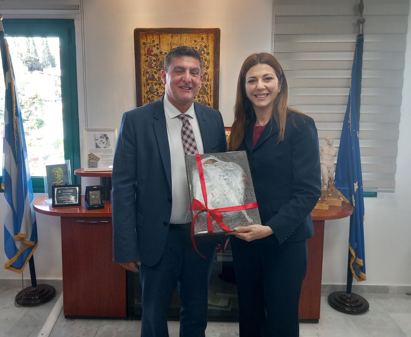 Η Υπ. Παιδείας Σοφία Ζαχαράκη στον Δήμο Πέλλας – Στο επίκεντρο η εκπαιδευτική καινοτομία και οι σχολικές υποδομές