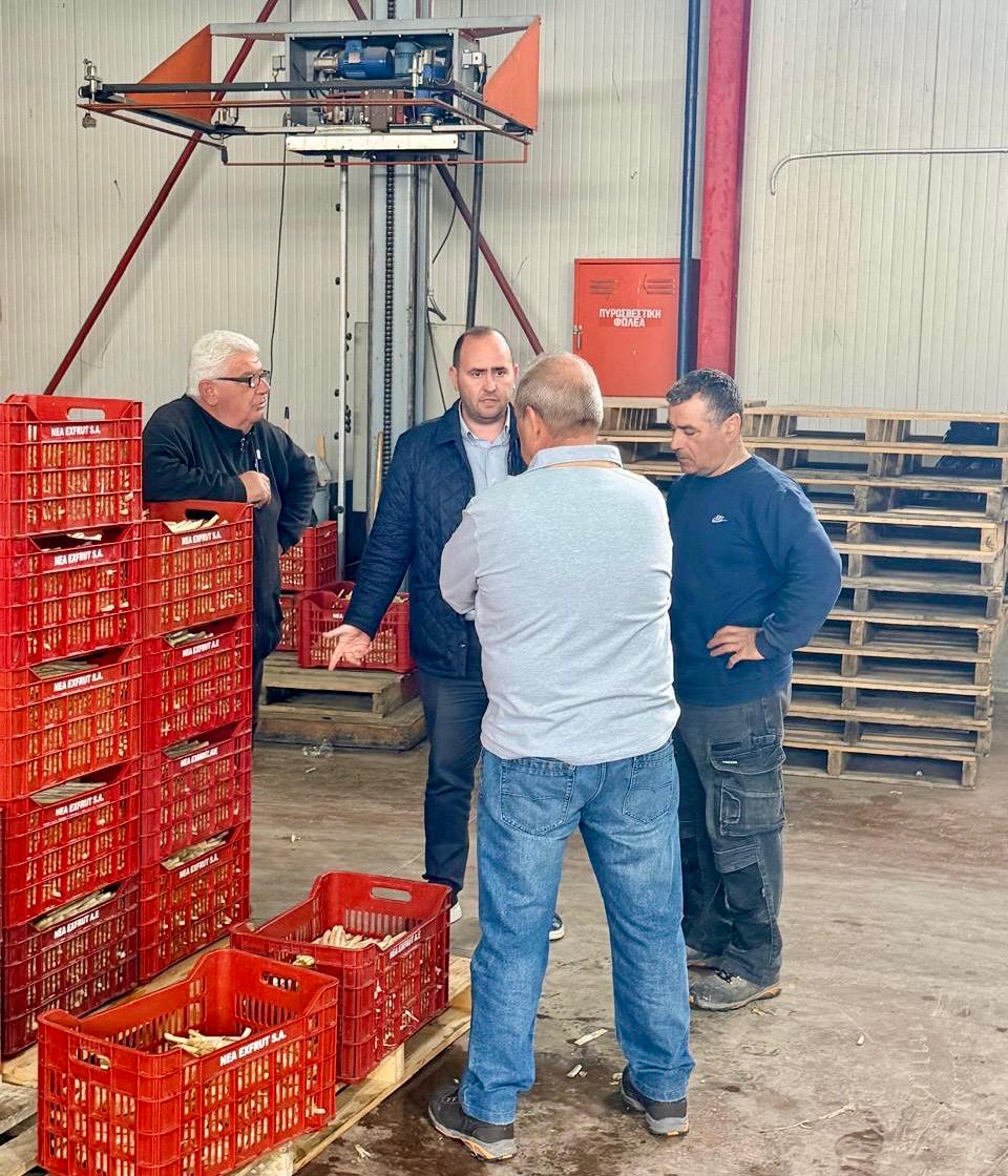 Επίσκεψη Λάκη Βασιλειάδη σε αγροτικούς συνεταιρισμούς και ομάδες παραγωγών της Αλμωπίας για το σπαράγγι: «Μια δυναμική καλλιέργεια για την περιοχή μας που οφείλουμε να στηρίζουμε»