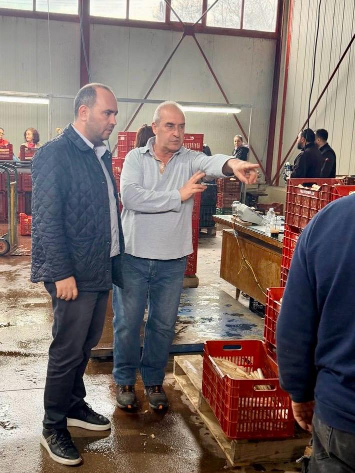 Επίσκεψη Λάκη Βασιλειάδη σε αγροτικούς συνεταιρισμούς και ομάδες παραγωγών της Αλμωπίας για το σπαράγγι: «Μια δυναμική καλλιέργεια για την περιοχή μας που οφείλουμε να στηρίζουμε»