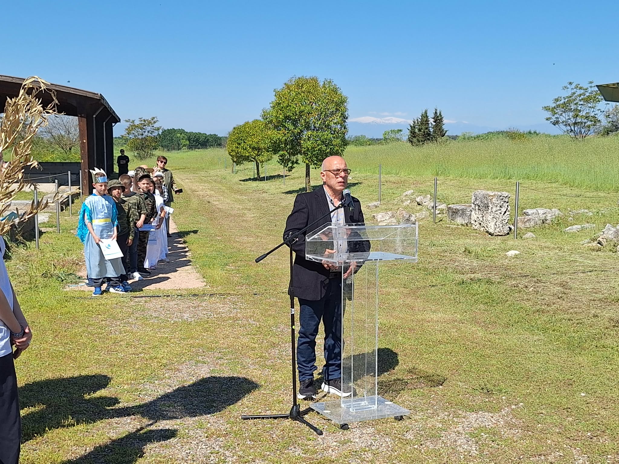 Με μια λαμπρή εκδήλωση η Αλεξάνδρειος Ειρηνοδρομία έδωσε το έναυσμα για τον 20ο Μαραθώνιο «Μ. Αλέξανδρος»