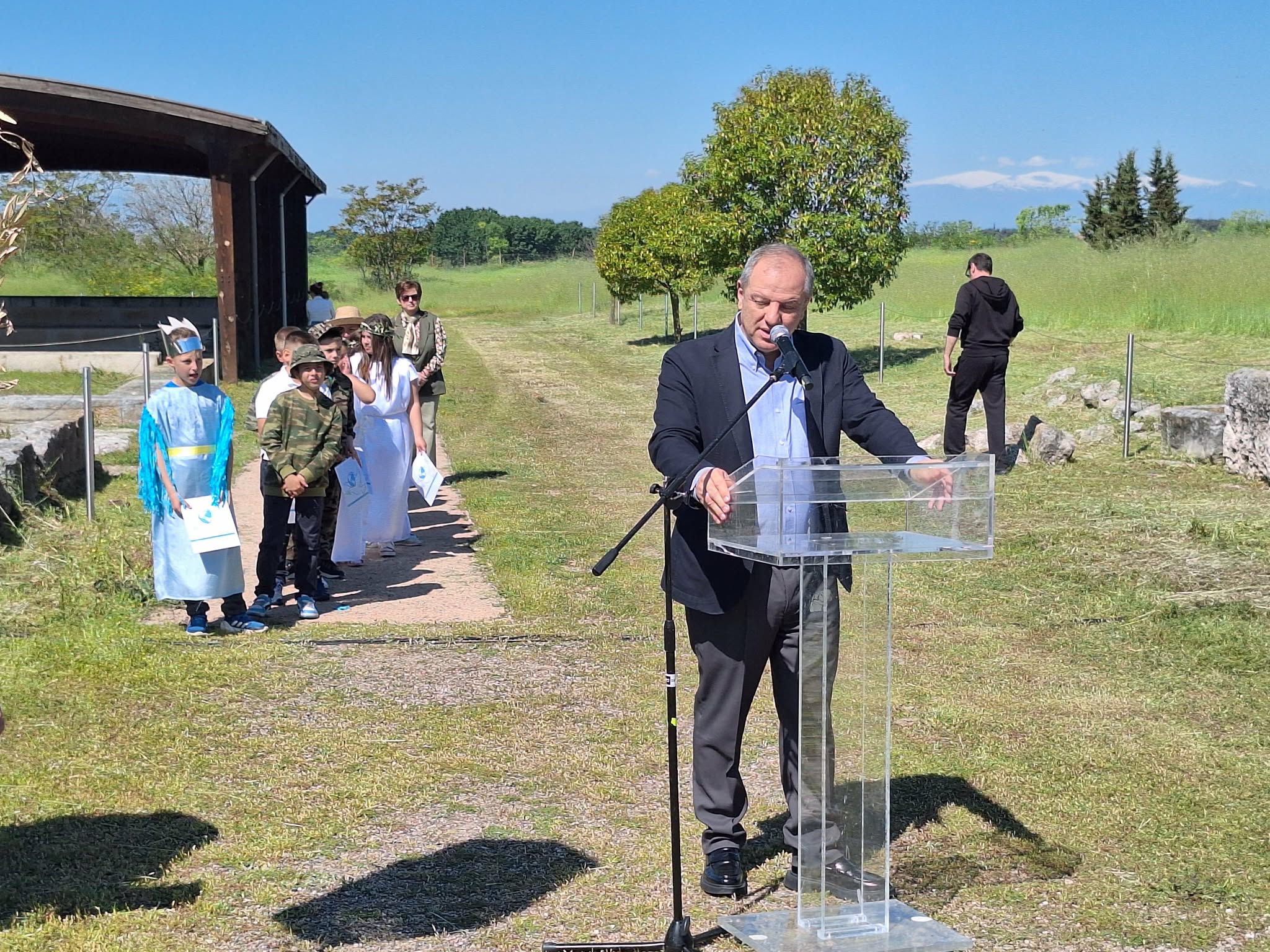 Με μια λαμπρή εκδήλωση η Αλεξάνδρειος Ειρηνοδρομία έδωσε το έναυσμα για τον 20ο Μαραθώνιο «Μ. Αλέξανδρος»