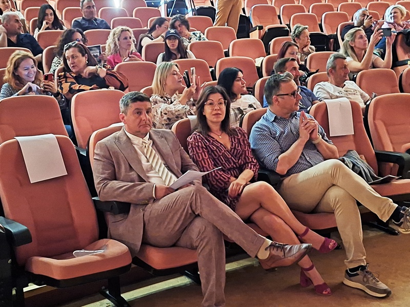 Ο Δήμος Πέλλας τίμησε τον καταξιωμένο συγγραφέα Σπύρο Πετρουλάκη