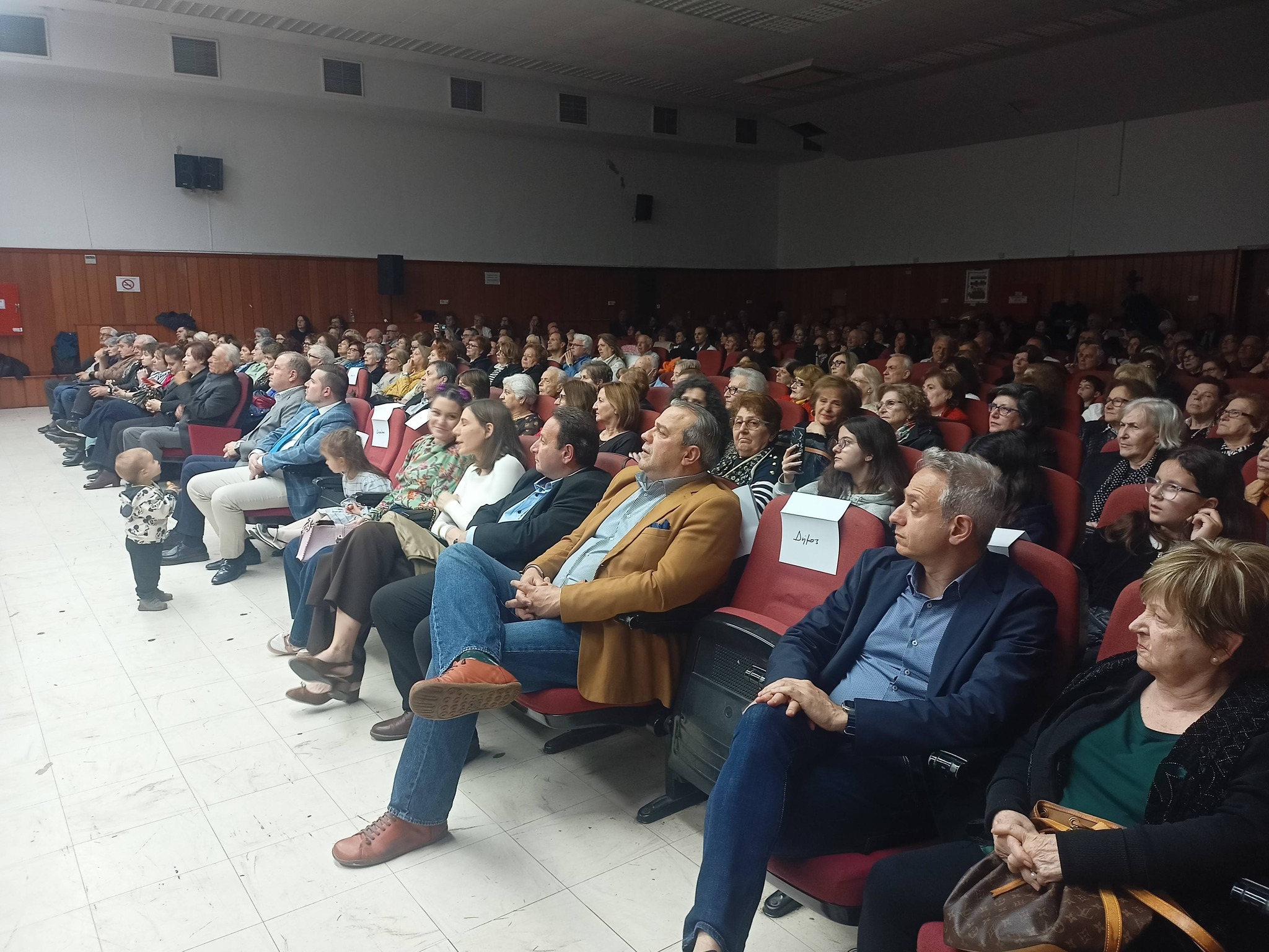 ΦΣΕ «Μέγας Αλέξανδρος»: Μια μαγευτική χορωδιακή βραδιά αφιερωμένη στις ανθισμένες κερασιές γέμισε την Έδεσσα μουσική και συγκίνηση