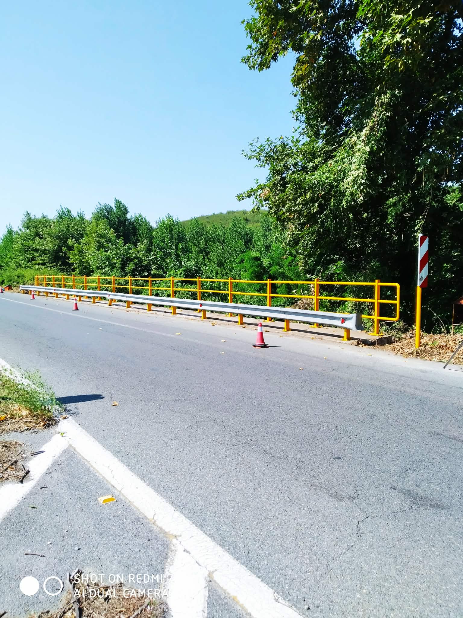 Εργασίες εξωραϊσμού και συντήρησης γεφυρών στην Πέλλα και καθαρισμοί ερεισμάτων και νησίδων στους κόμβους του εθνικού οδικού δικτύου της Πέλλας