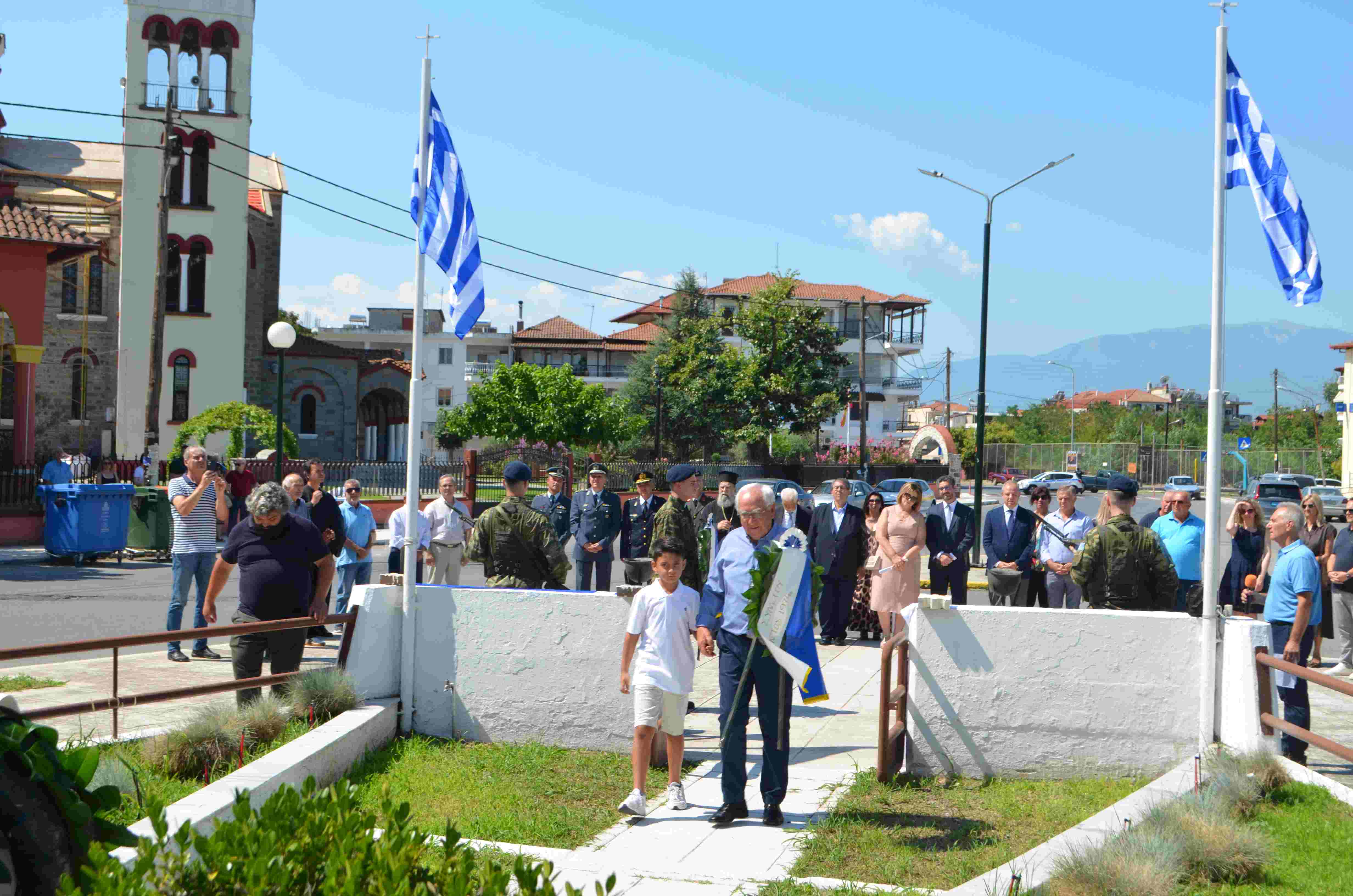 Ο Δήμος Σκύδρας τίμησε τους αγωνιστές και τα θύματα της τουρκικής εισβολής στην Κύπρο