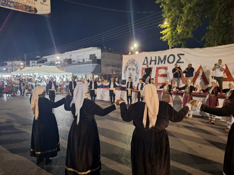 Με λαμπρότητα τα εγκαίνια της 5ης Εμποροπανήγυρης Κρύας Βρύσης