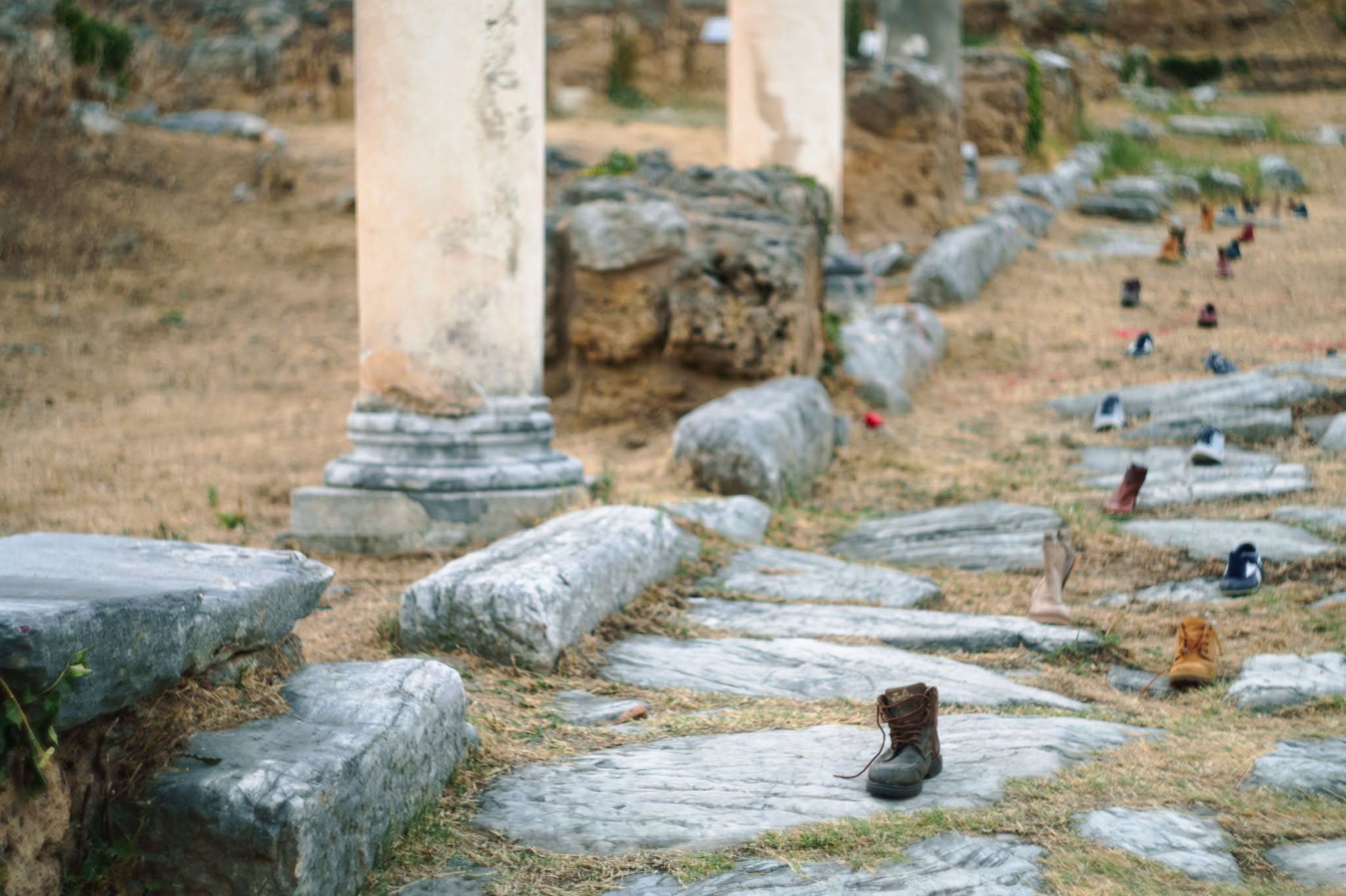 «Πόλεμος και “Ειρήνη;”»: Μια μουσική εγκατάσταση στο όριο ανάμεσα στη μνήμη, τον πόλεμο και την ελπίδα