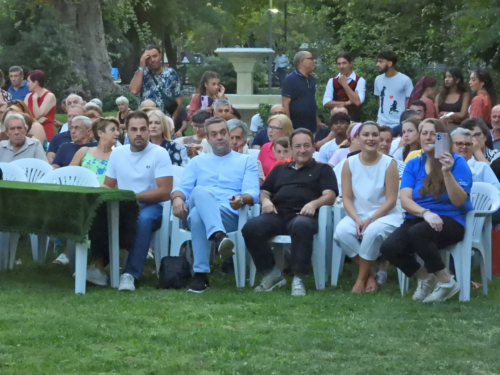 Το 4ο Φεστιβάλ Χορού και Λαογραφίας ολοκληρώθηκε με μια μεγάλη πατινάδα, χρώματα, μουσική, παράδοση και ανθρώπους που προσφέρουν (πλούσιο φωτορεπορτάζ + video)