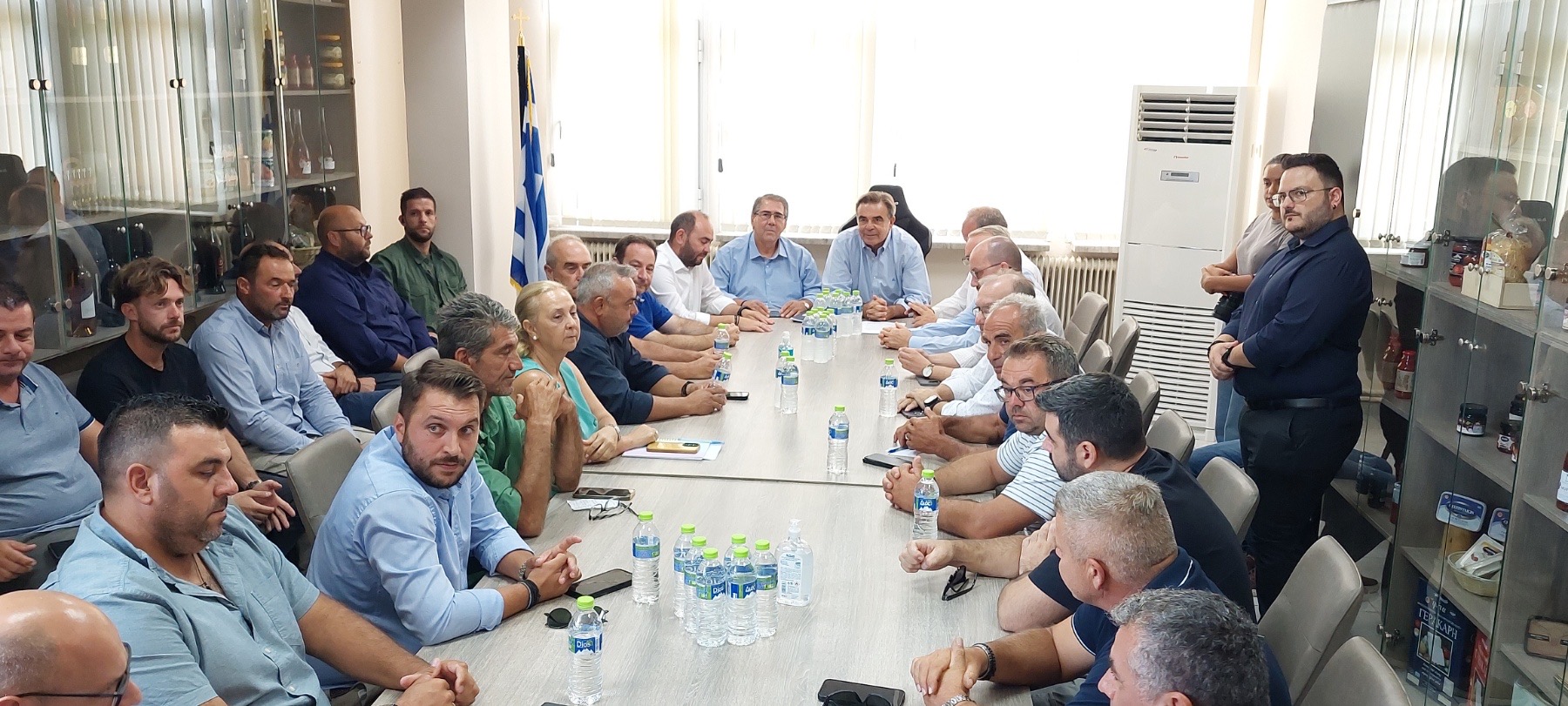 Συνάντηση εργασίας του Αντιπεριφερειάρχη Πέλλας κ. Δάνη Τζαμτζή με τον Υπουργό Αγροτικής Ανάπτυξης και Τροφίμων κ. Μαργαρίτη Σχοινά