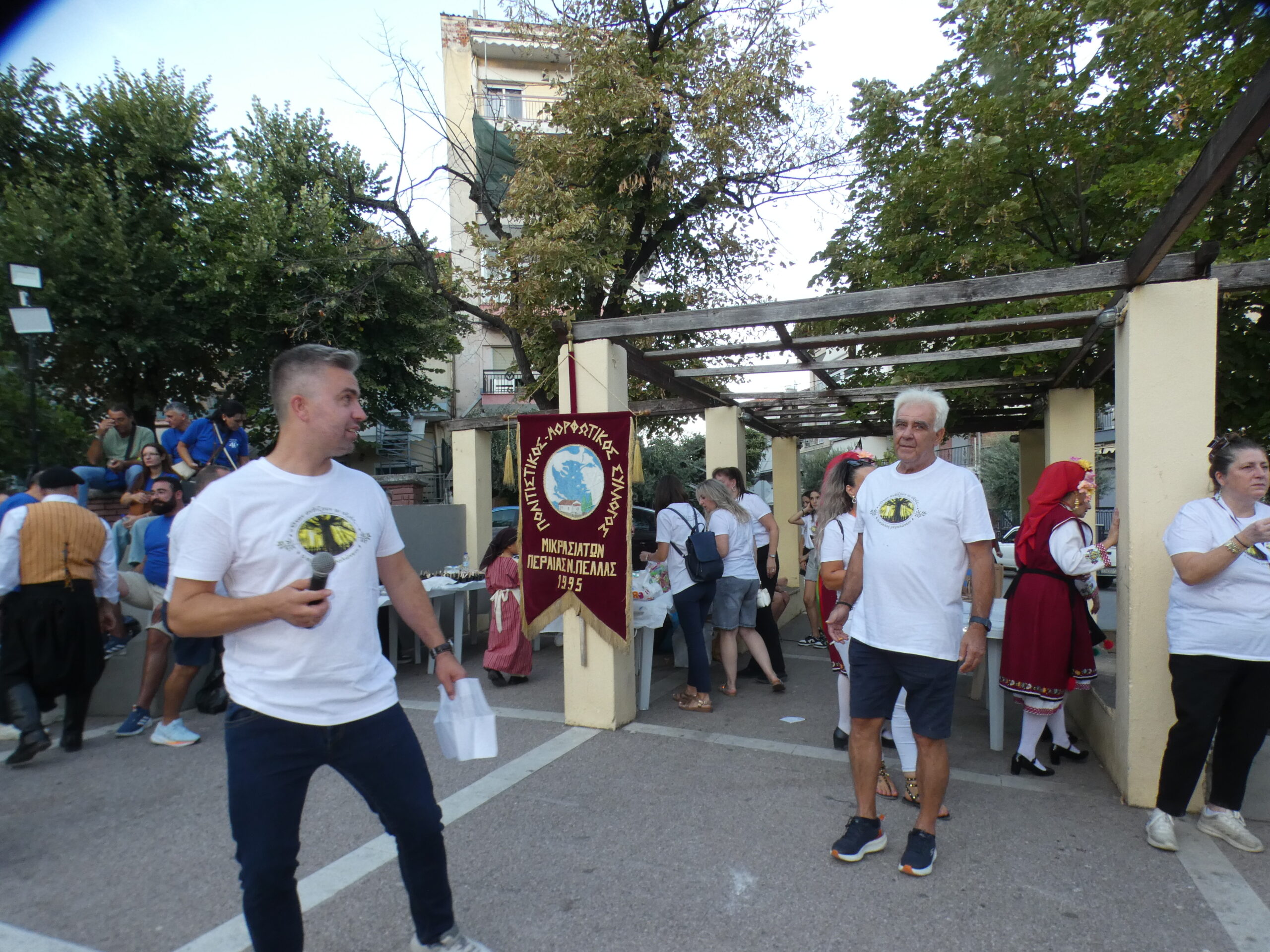 Η Έδεσσα χόρεψε στους ρυθμούς της παράδοσης – Μια ξεχωριστή ημέρα γεμάτη πολιτισμό και ανθρώπους (Πλούσιο φωτορεπορτάζ + Βίντεο)
