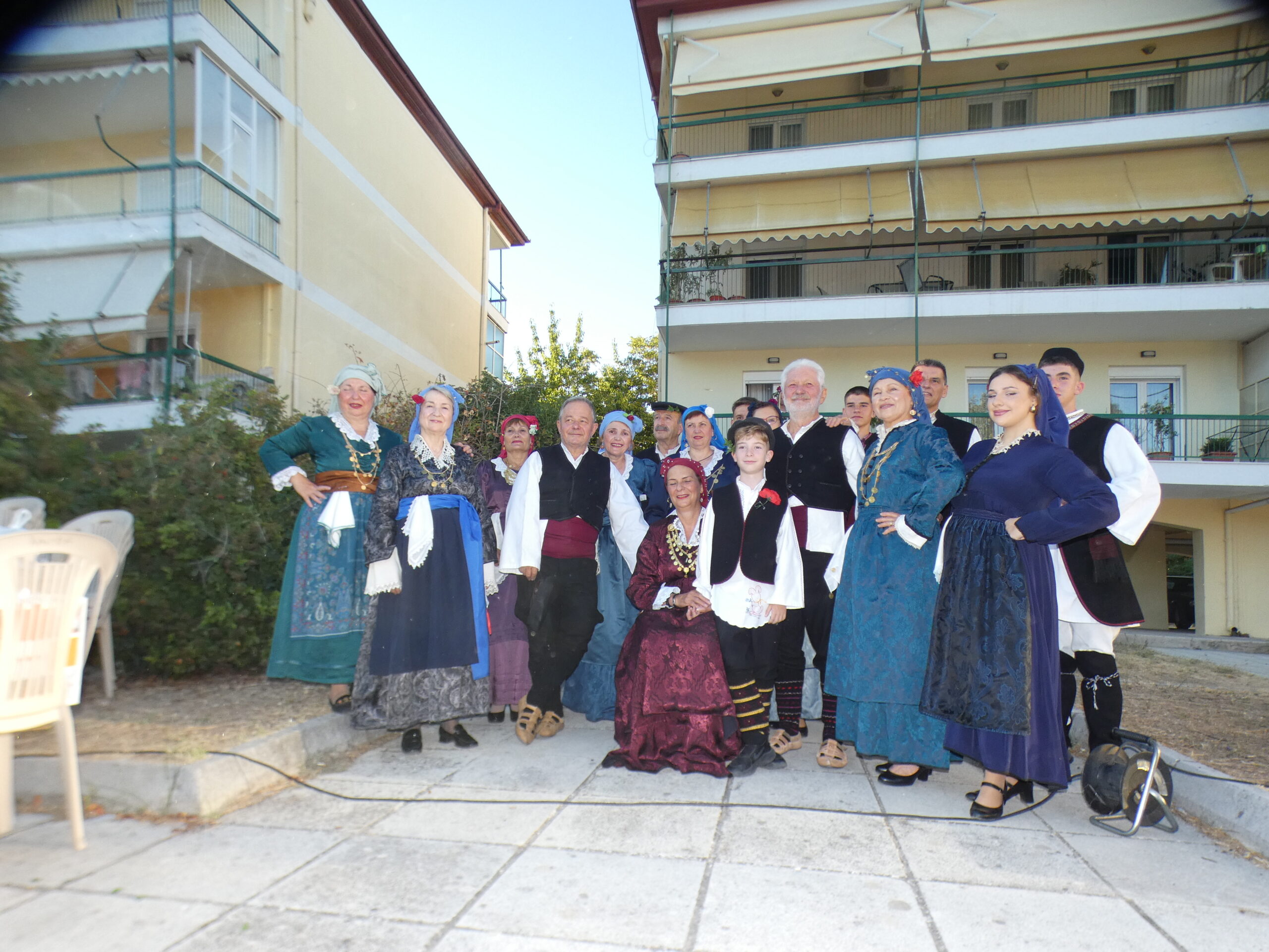 Όταν ο χορός ενώνει λαούς και ζωντανεύει τις γειτονιές της Έδεσσας (πλούσιο φωτορεπορτάζ + video)
