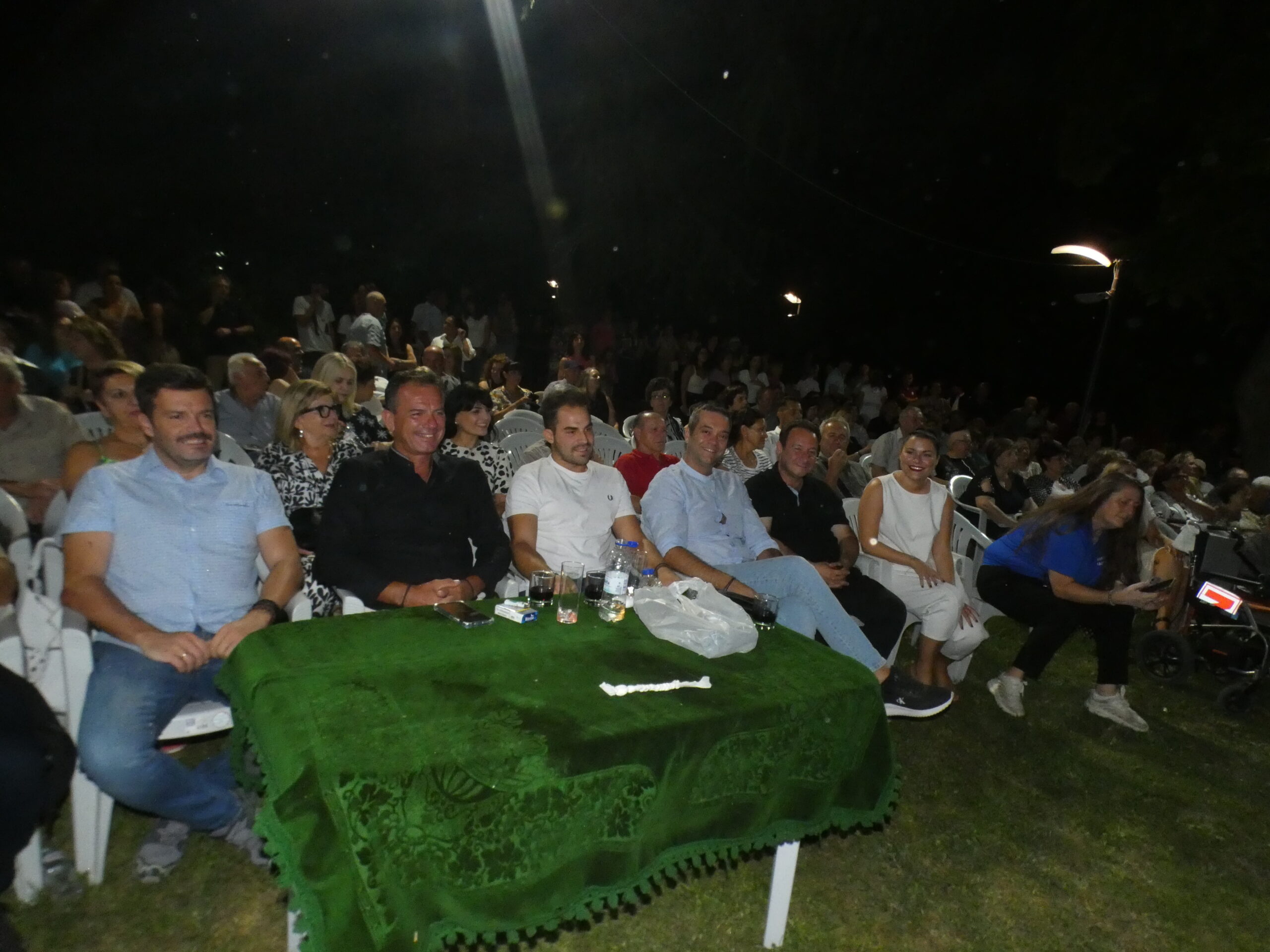 Το 4ο Φεστιβάλ Χορού και Λαογραφίας ολοκληρώθηκε με μια μεγάλη πατινάδα, χρώματα, μουσική, παράδοση και ανθρώπους που προσφέρουν (πλούσιο φωτορεπορτάζ + video)