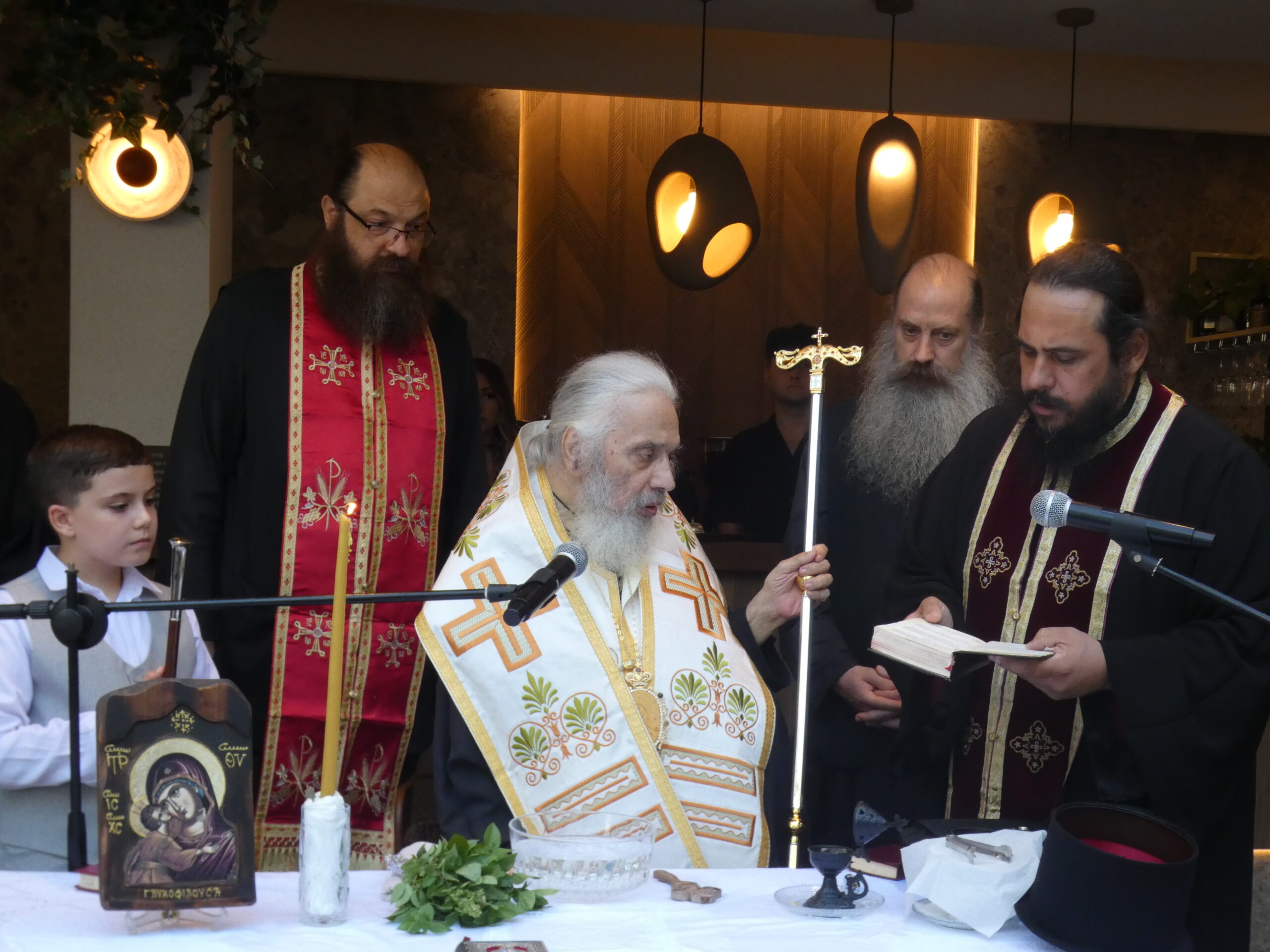 Με ευχές, χαμόγελα και πολλή αγάπη ο αγιασμός του «Περικαλλές»