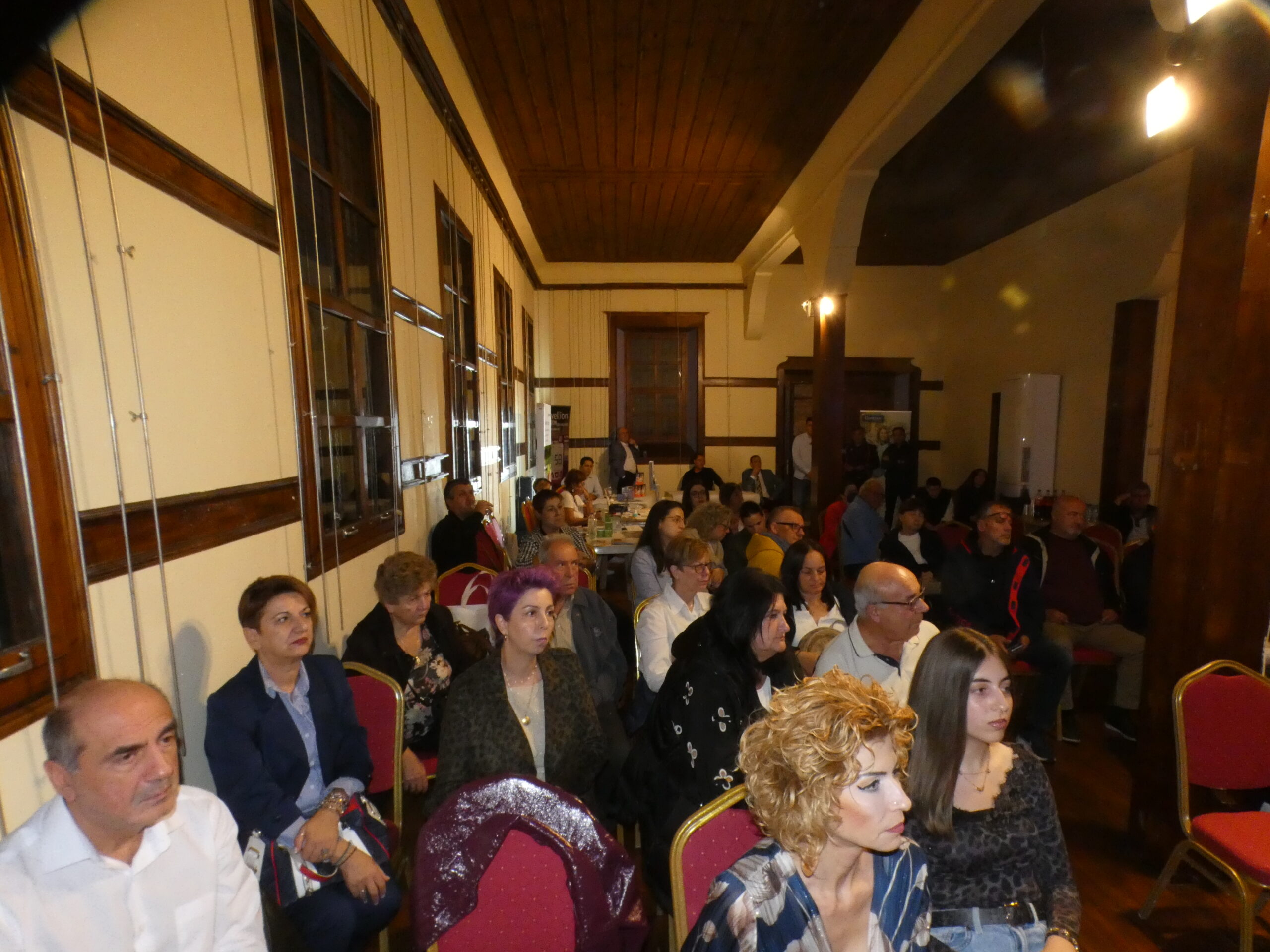 Ενημερωνόμαστε – Προλαμβάνουμε – Ζούμε καλύτερα : Μια γεμάτη αίθουσα στο Παρθεναγωγείο Έδεσσας για την 1η Ημερίδα Ενημέρωσης για τον Διαβήτη