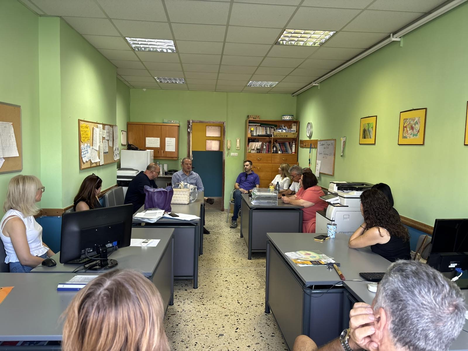 Σε σχολικές μονάδες Γιαννιτσών και Έδεσσας ο Διονύσης Σταμενίτης – Ενημέρωση και ευχές για καλή χρονιά