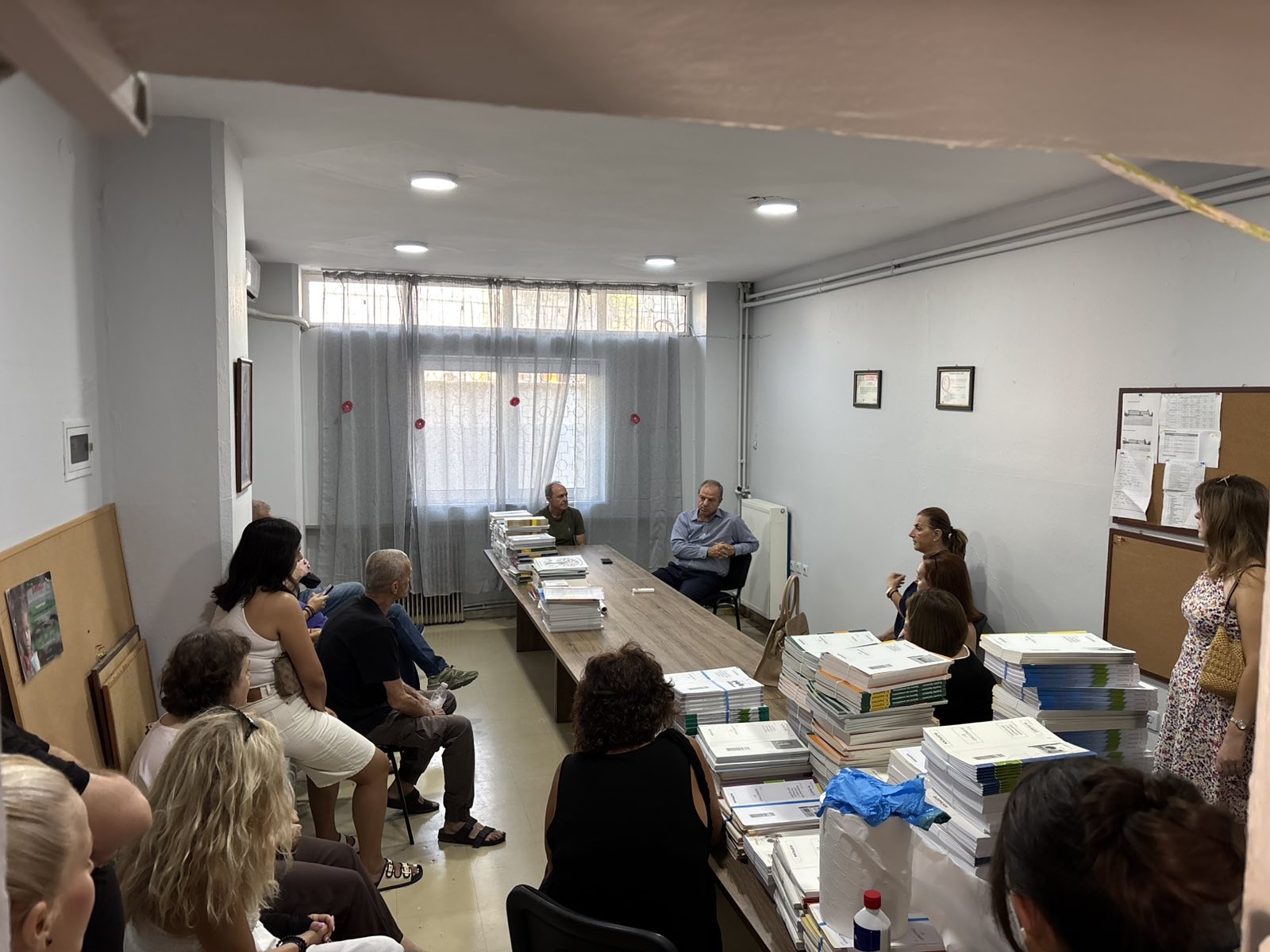 Σε σχολικές μονάδες Γιαννιτσών και Έδεσσας ο Διονύσης Σταμενίτης – Ενημέρωση και ευχές για καλή χρονιά