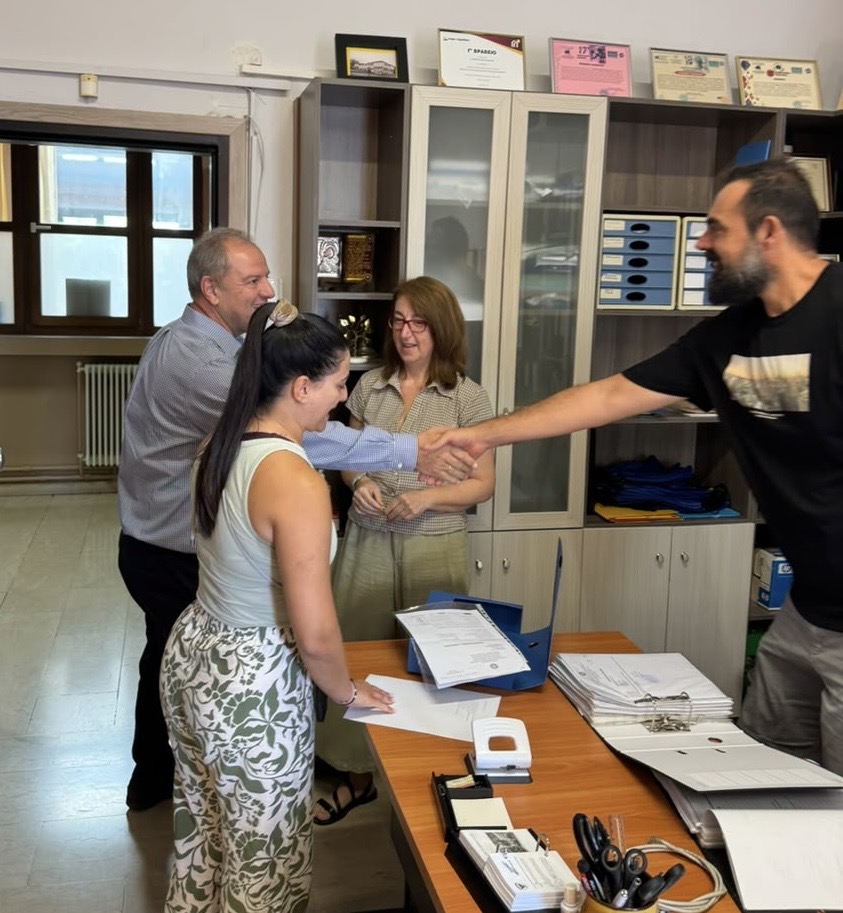 Σε σχολικές μονάδες Γιαννιτσών και Έδεσσας ο Διονύσης Σταμενίτης – Ενημέρωση και ευχές για καλή χρονιά