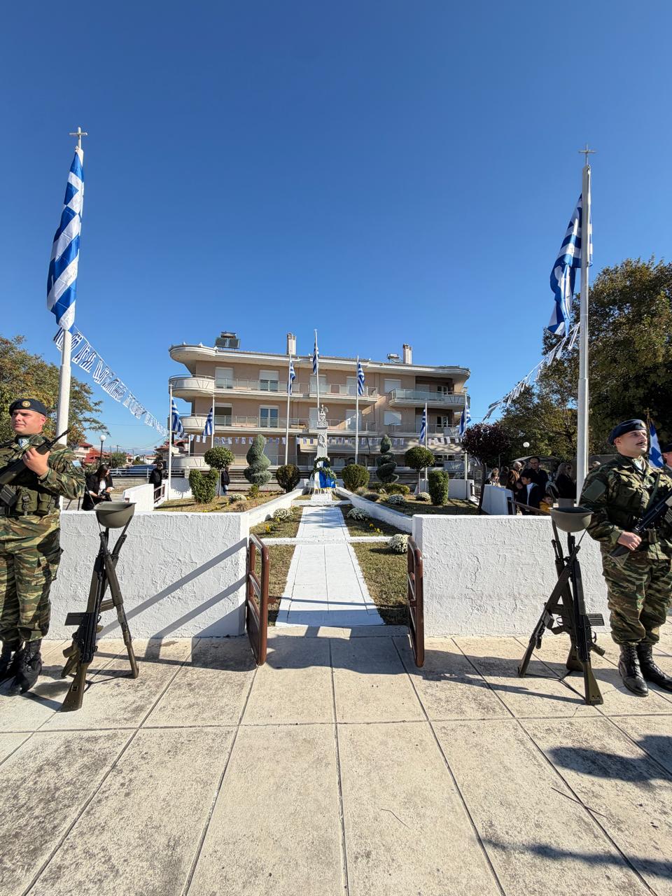 Ο Λάκης Βασιλειάδης στους εορτασμούς της απελευθέρωσης της Σκύδρας