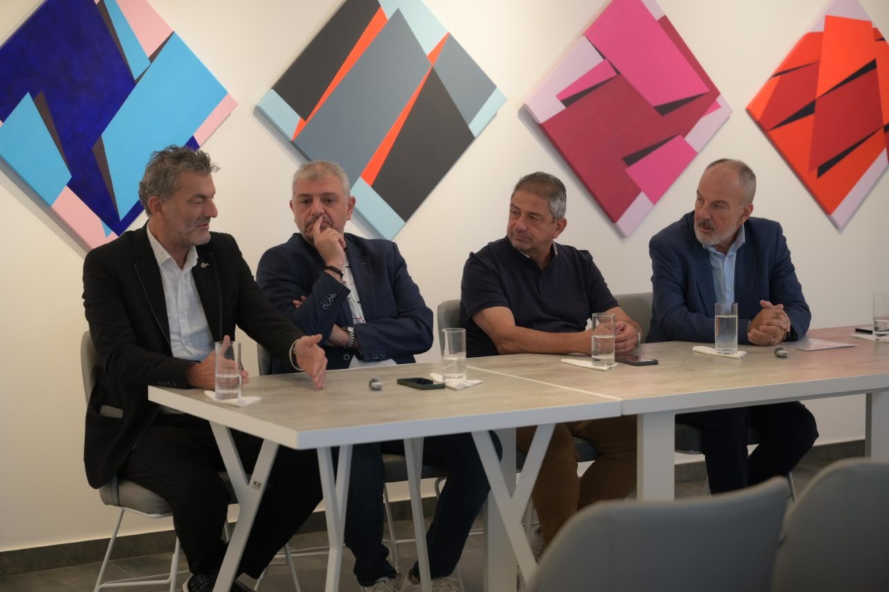 Η συνέντευξη Τύπου του J100 Aridea 2026 στο YouTube – Δείτε ολόκληρη τη συζήτηση και τα αποσπάσματα